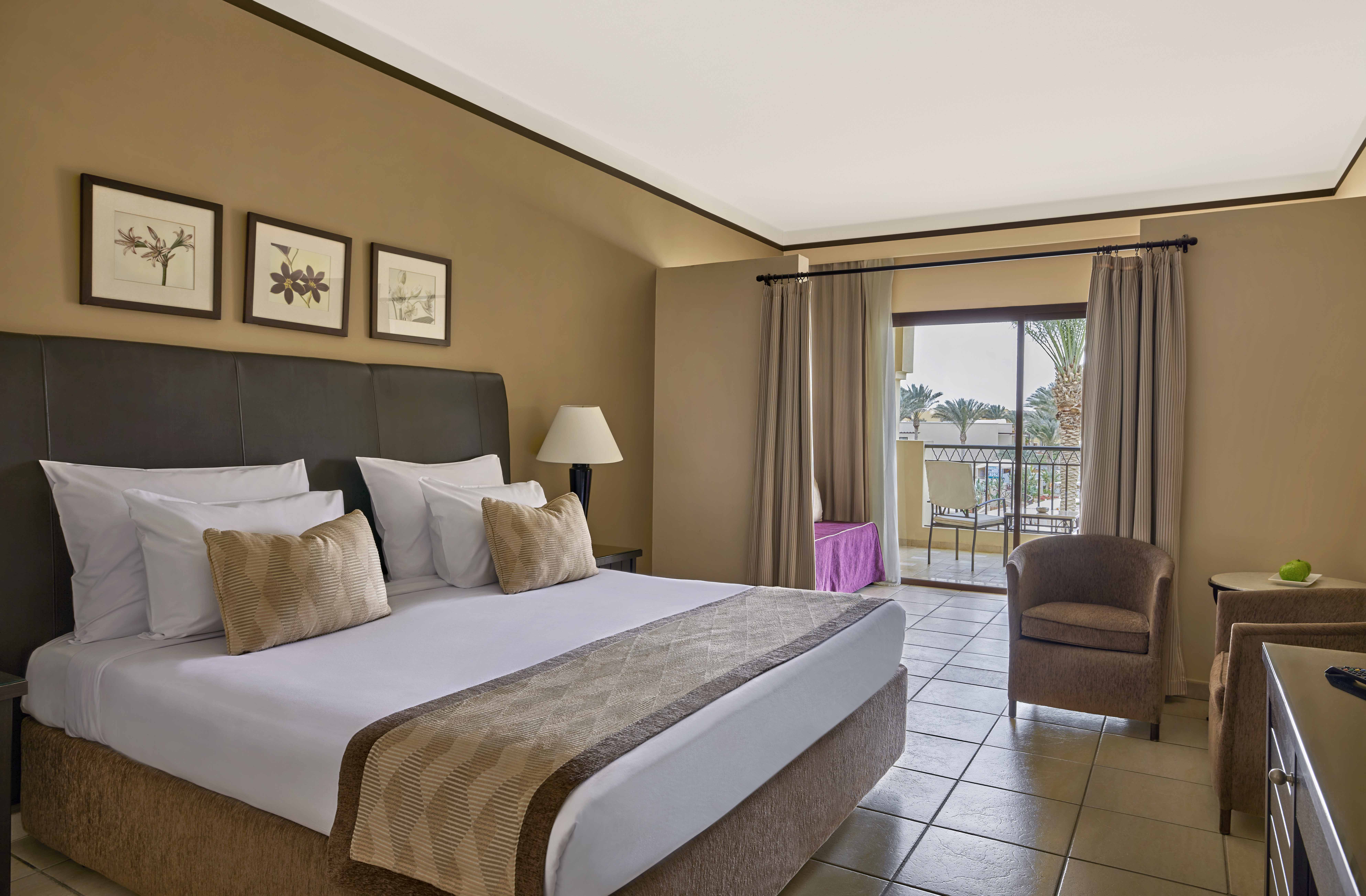 Family Room Superior Pool View