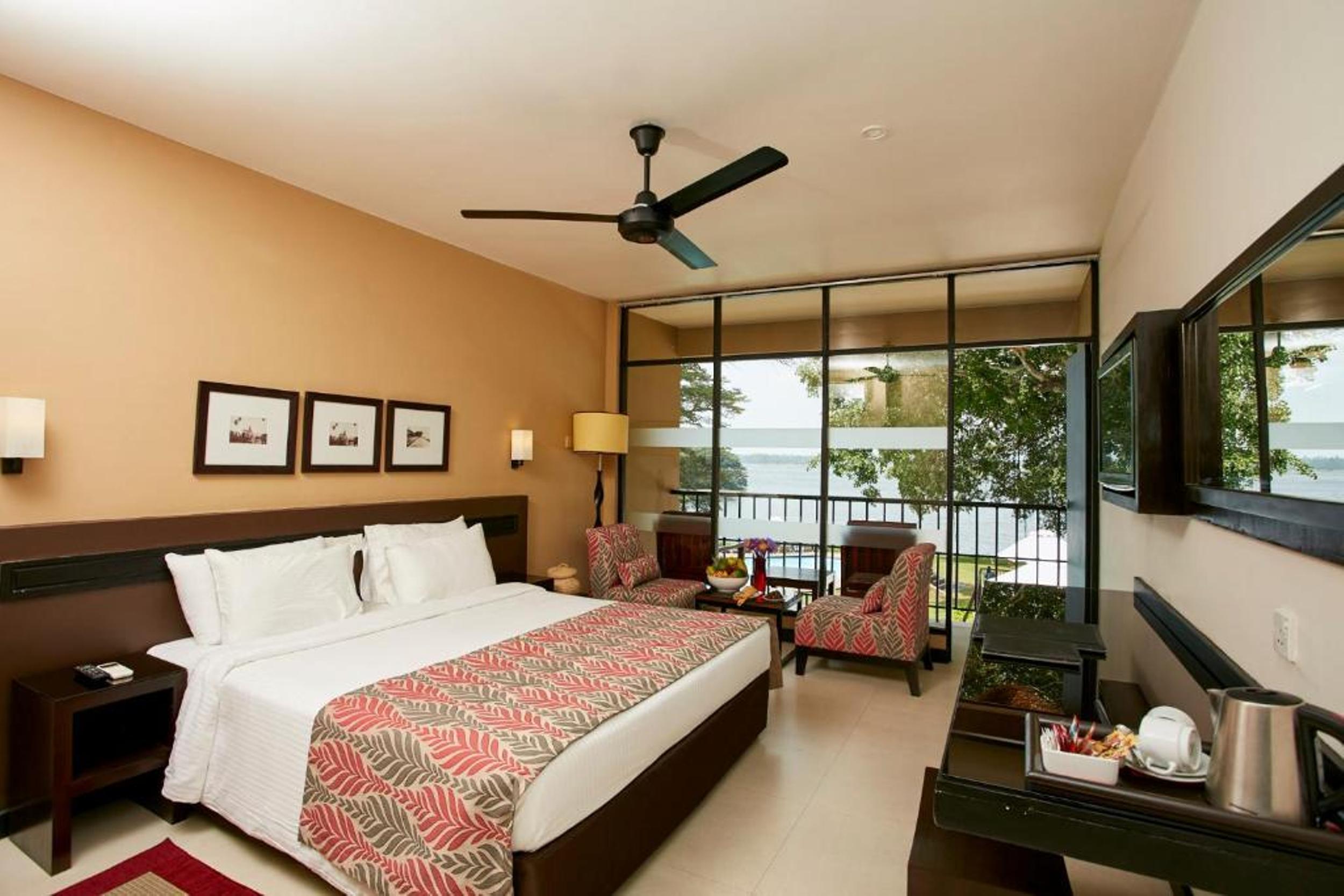 Triple Deluxe Lake View