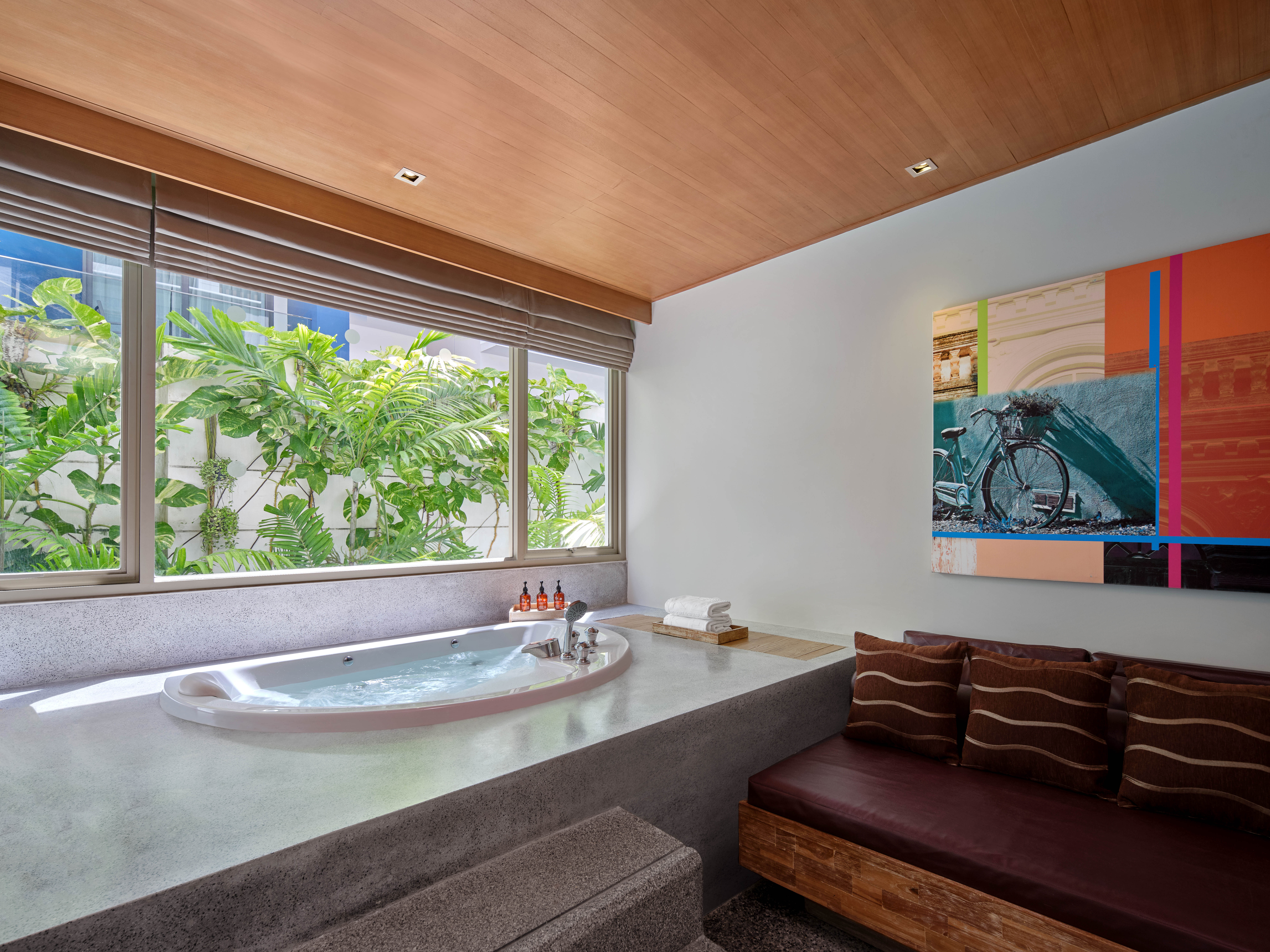 Double Deluxe with Jacuzzi