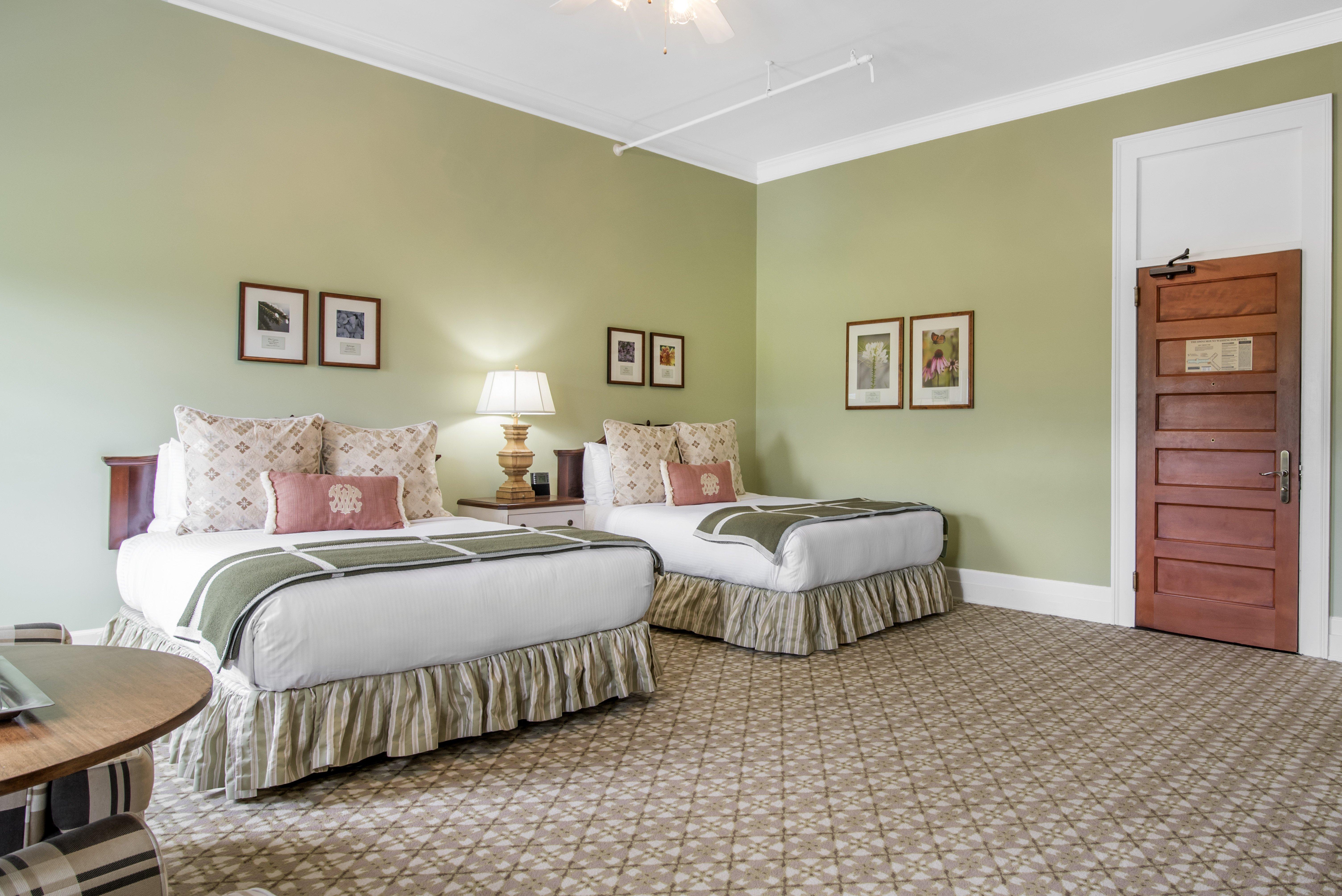 Double Deluxe Two Queen Beds