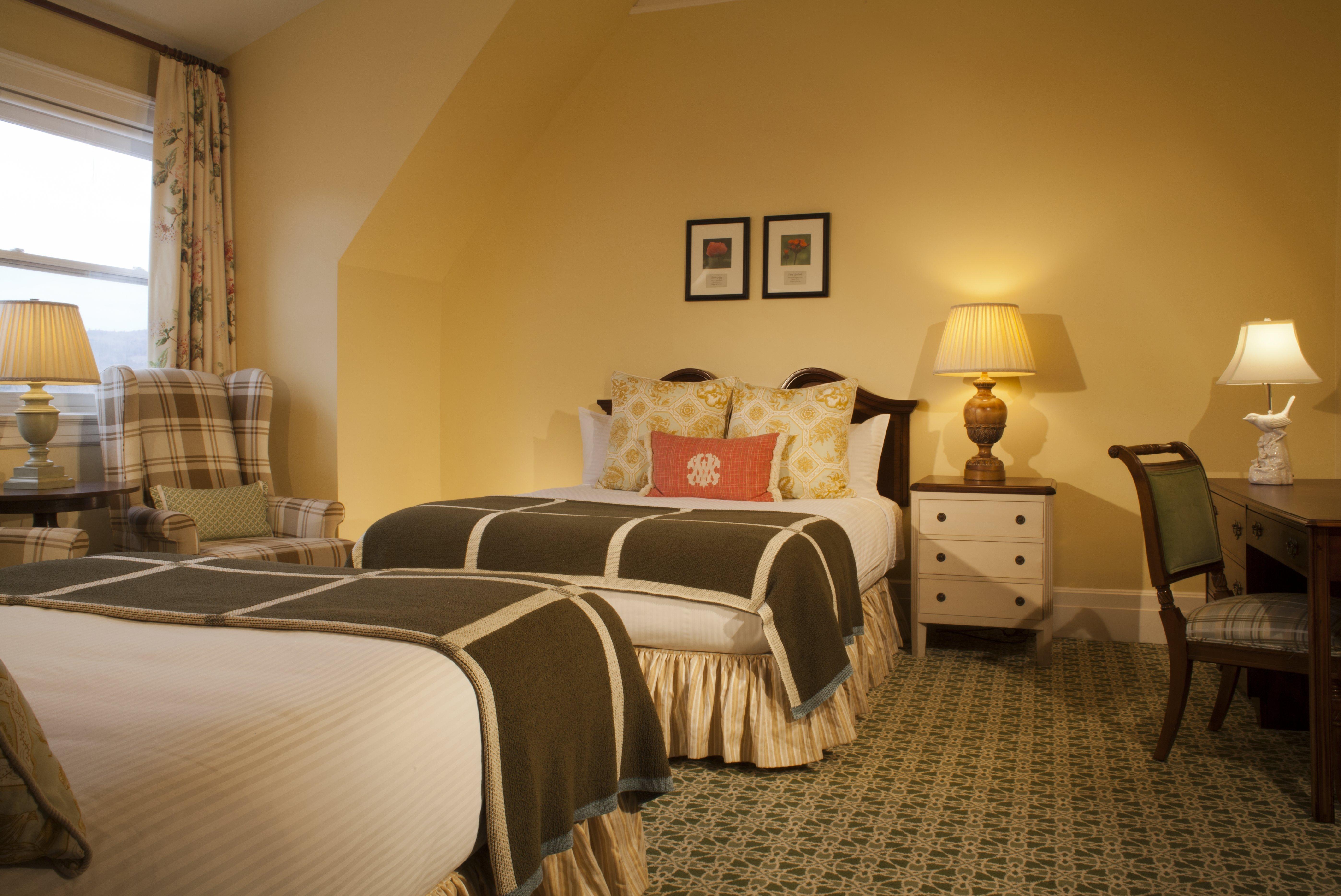 Family Room Two Queen Beds