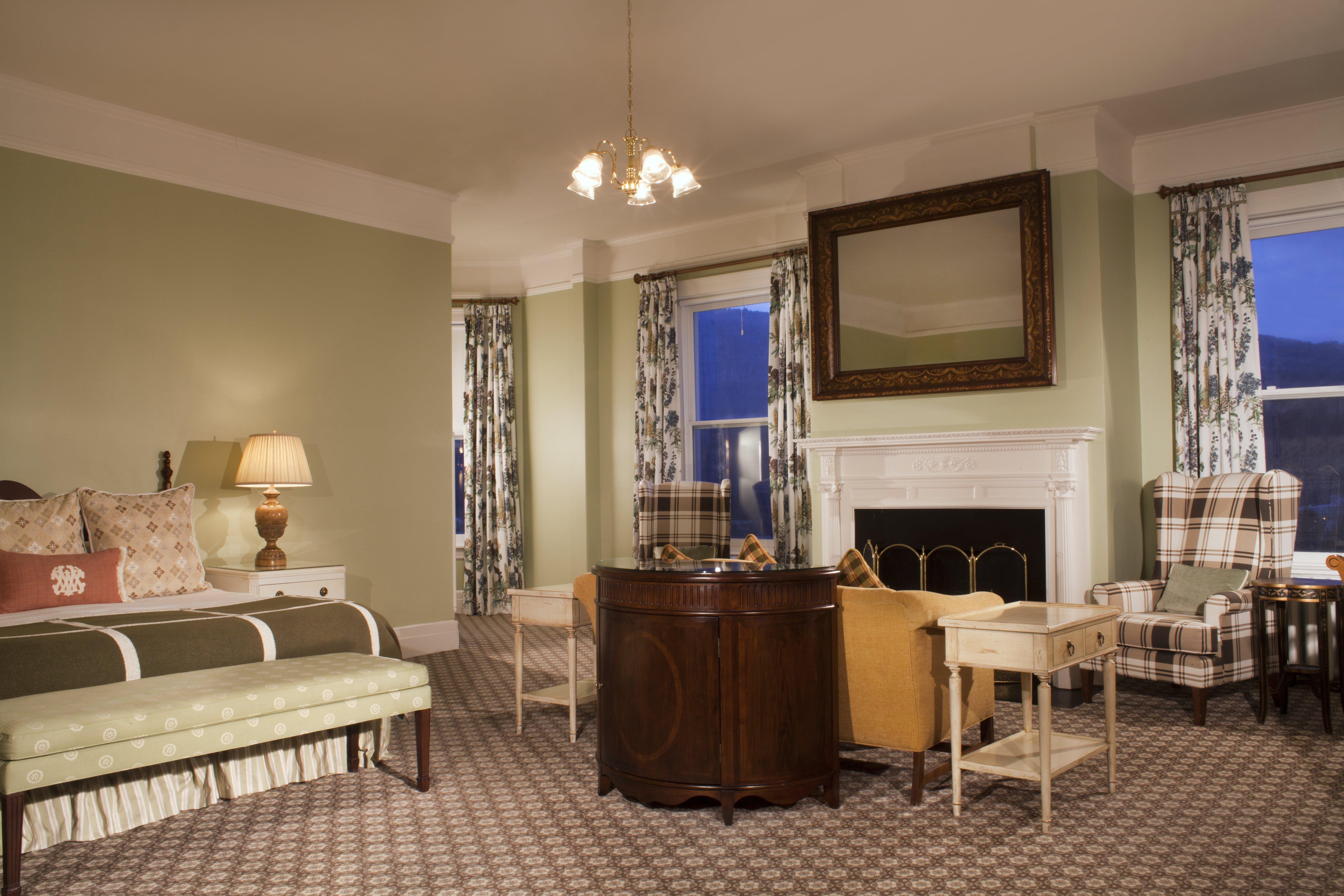 Room Premier King Bed