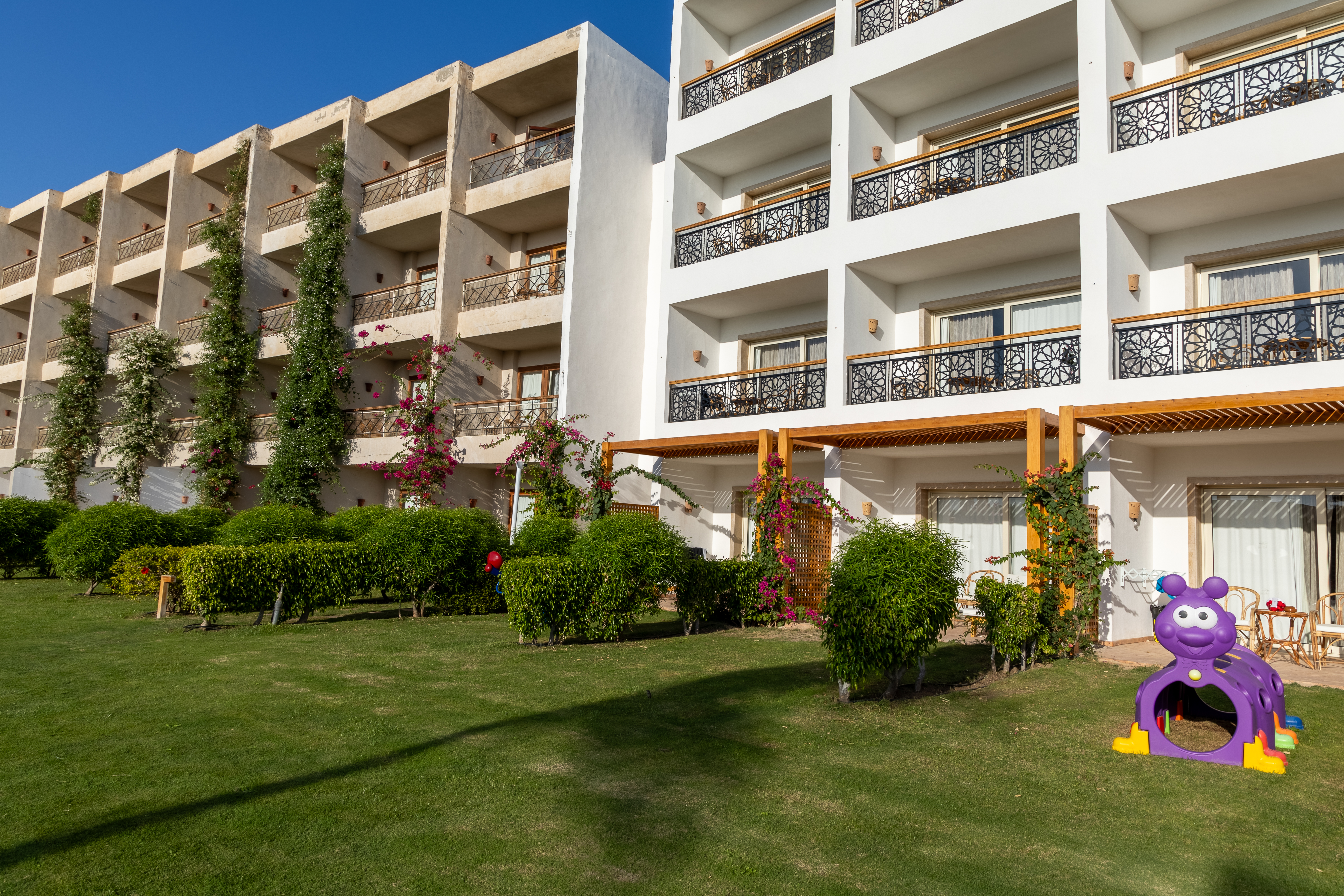 Double Deluxe Side Sea View