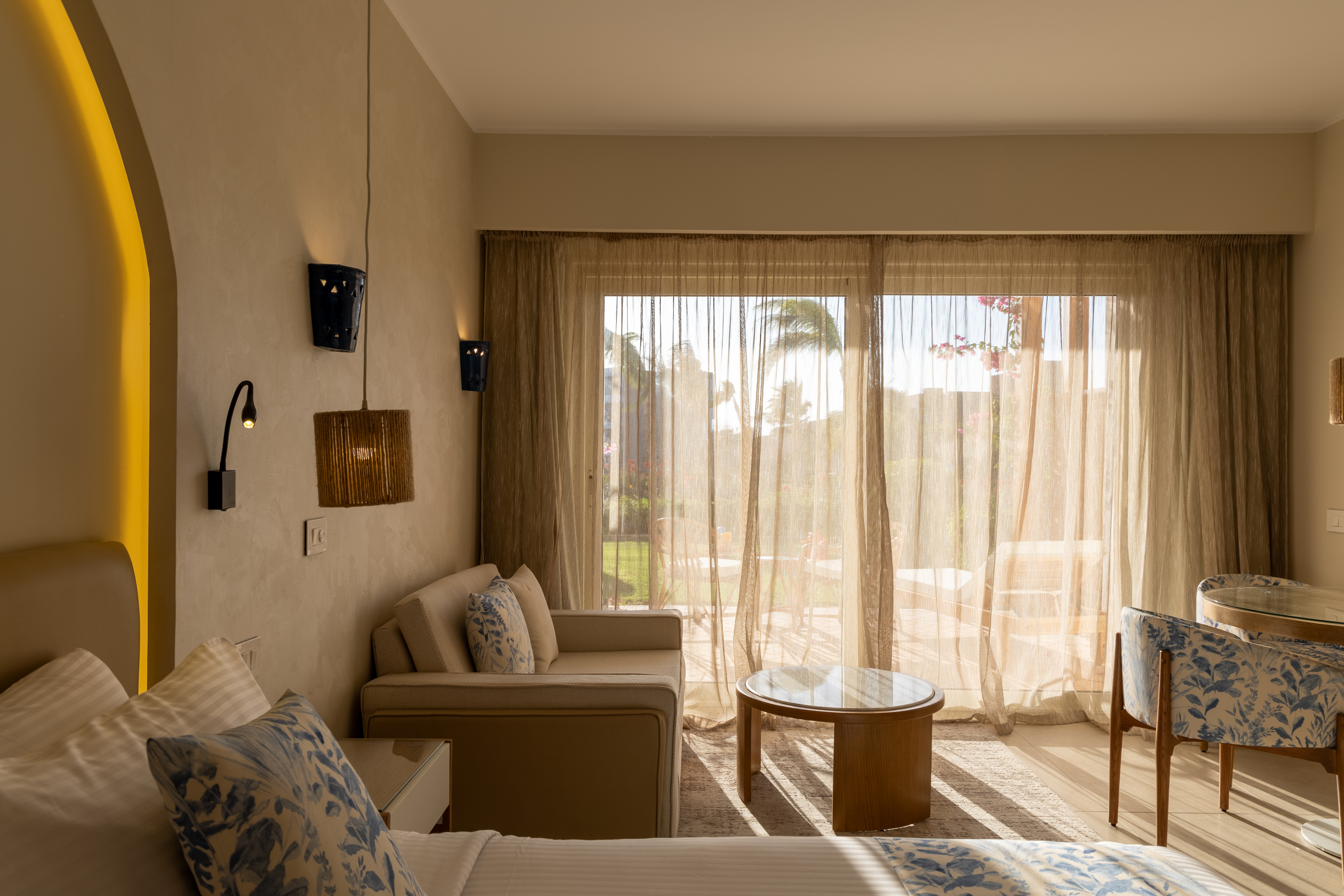 Double Deluxe Side Sea View