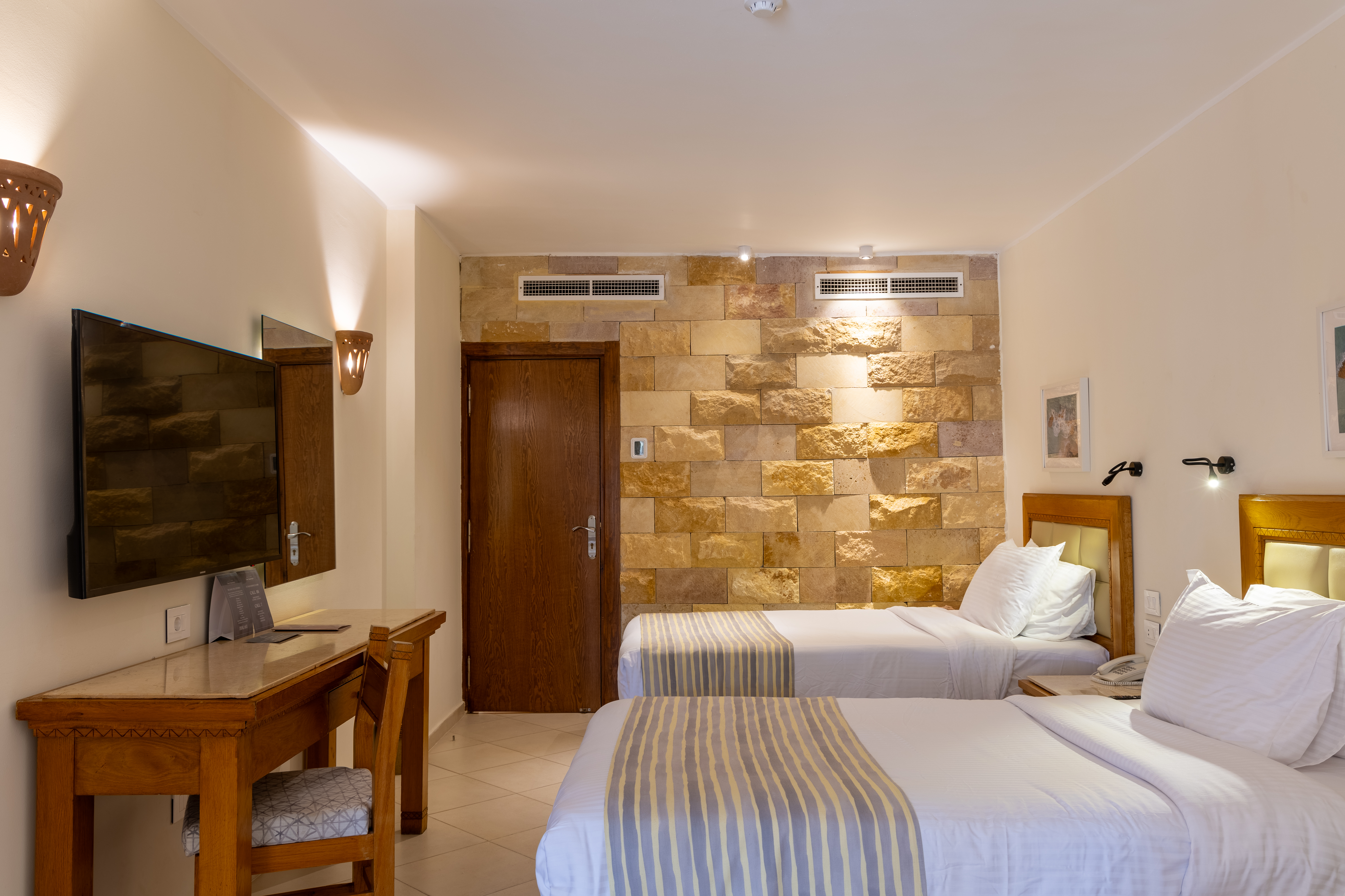 Family Room Garden View