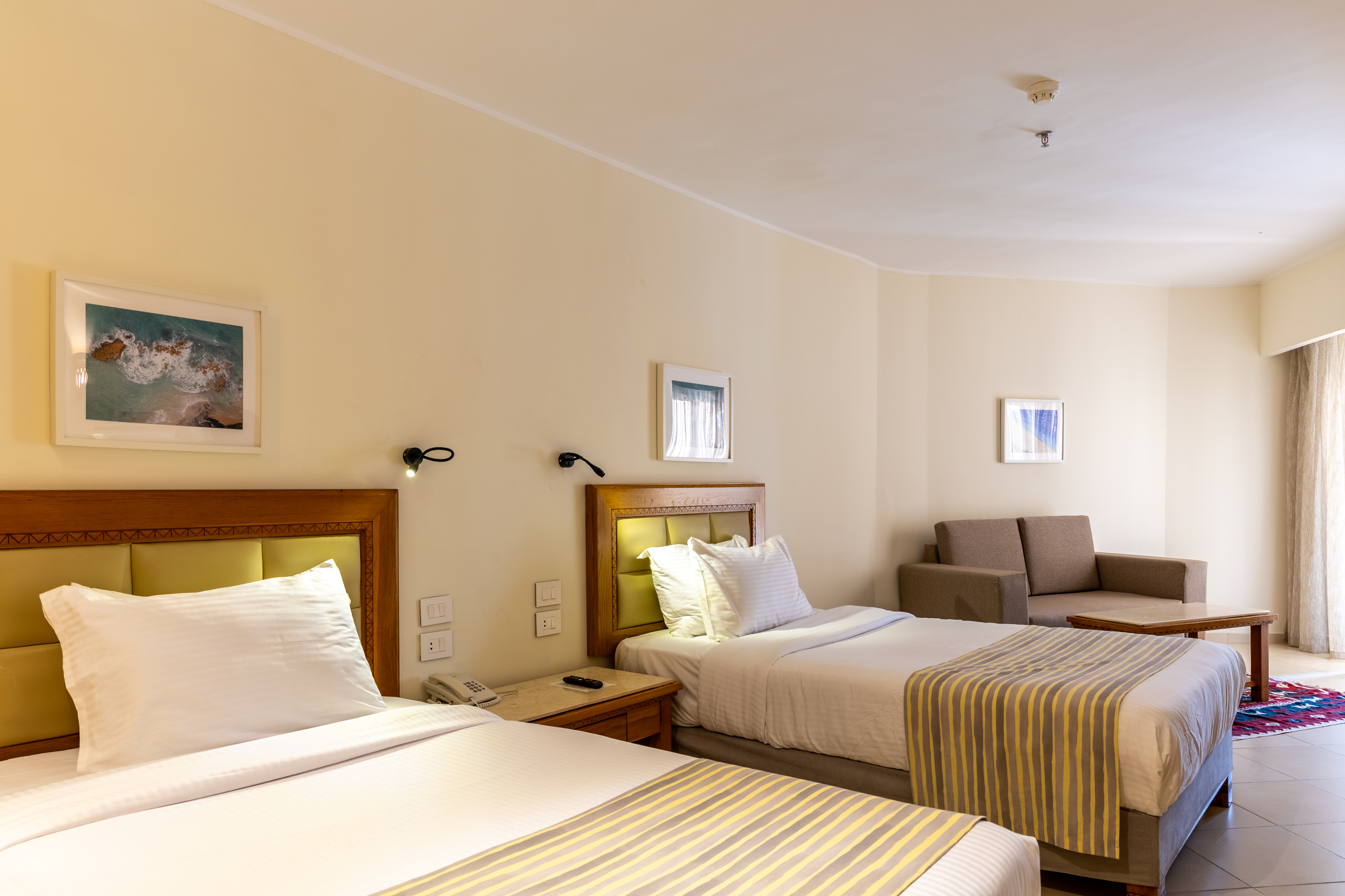 Family Room Garden View