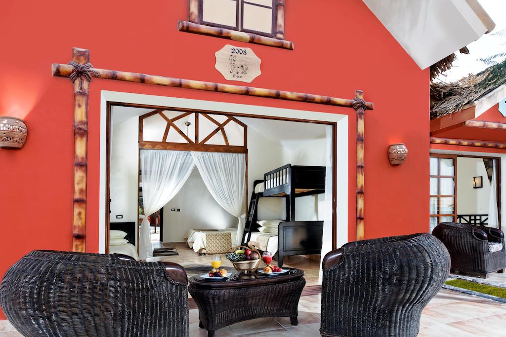 Family Room Garden View