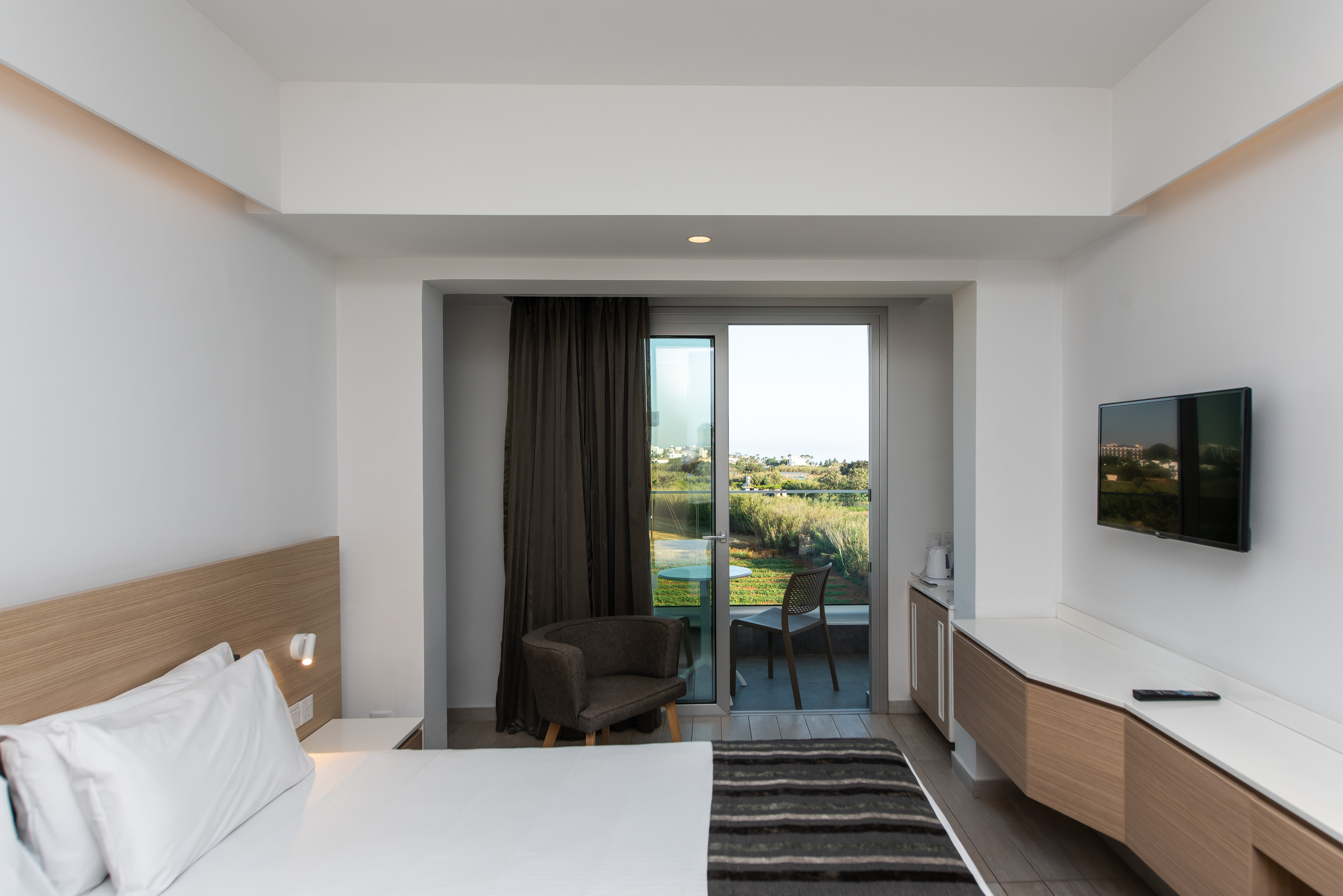 Double or Twin Side Sea View