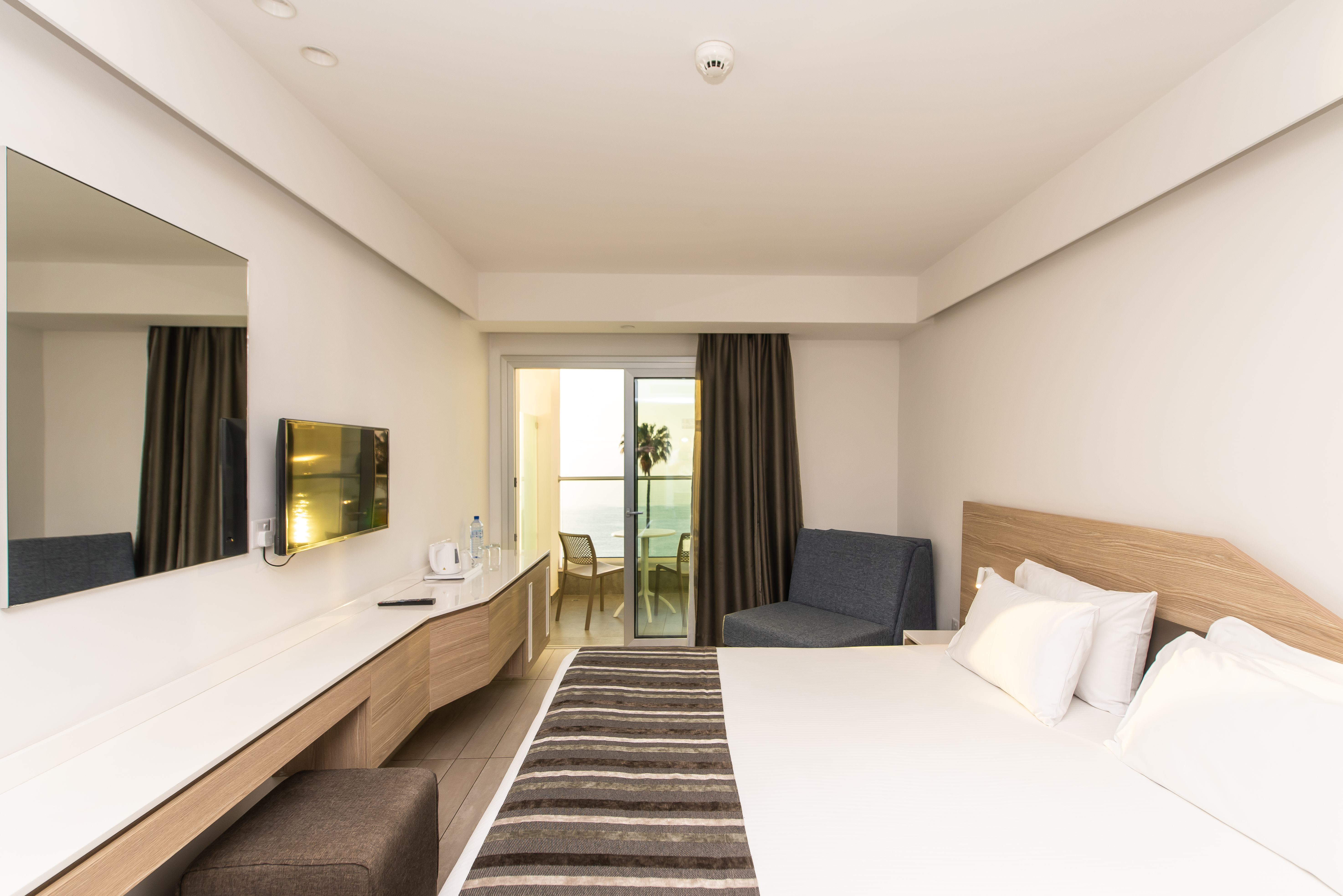 Double or Twin Superior Sea View