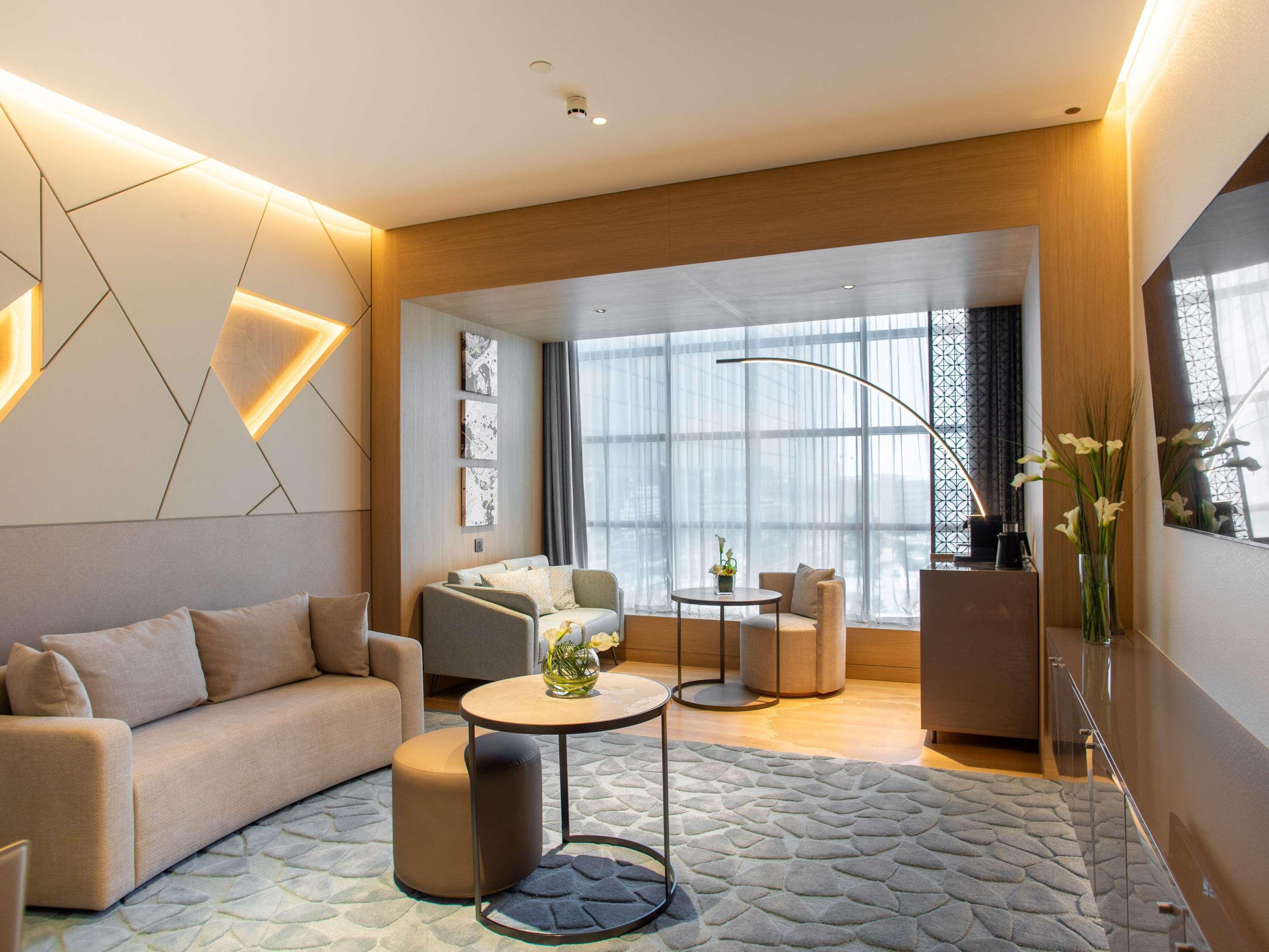 Double Executive King Bed