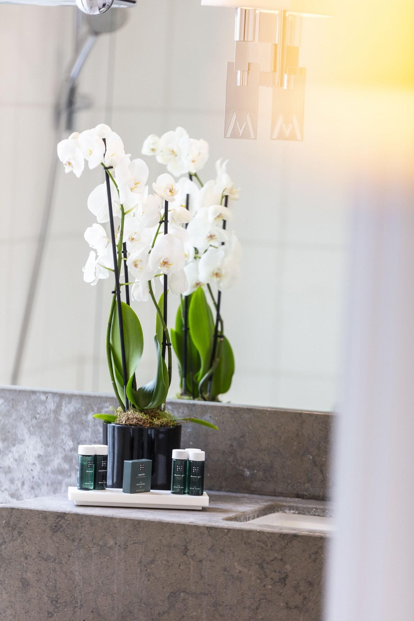 Family Room Connecting Room