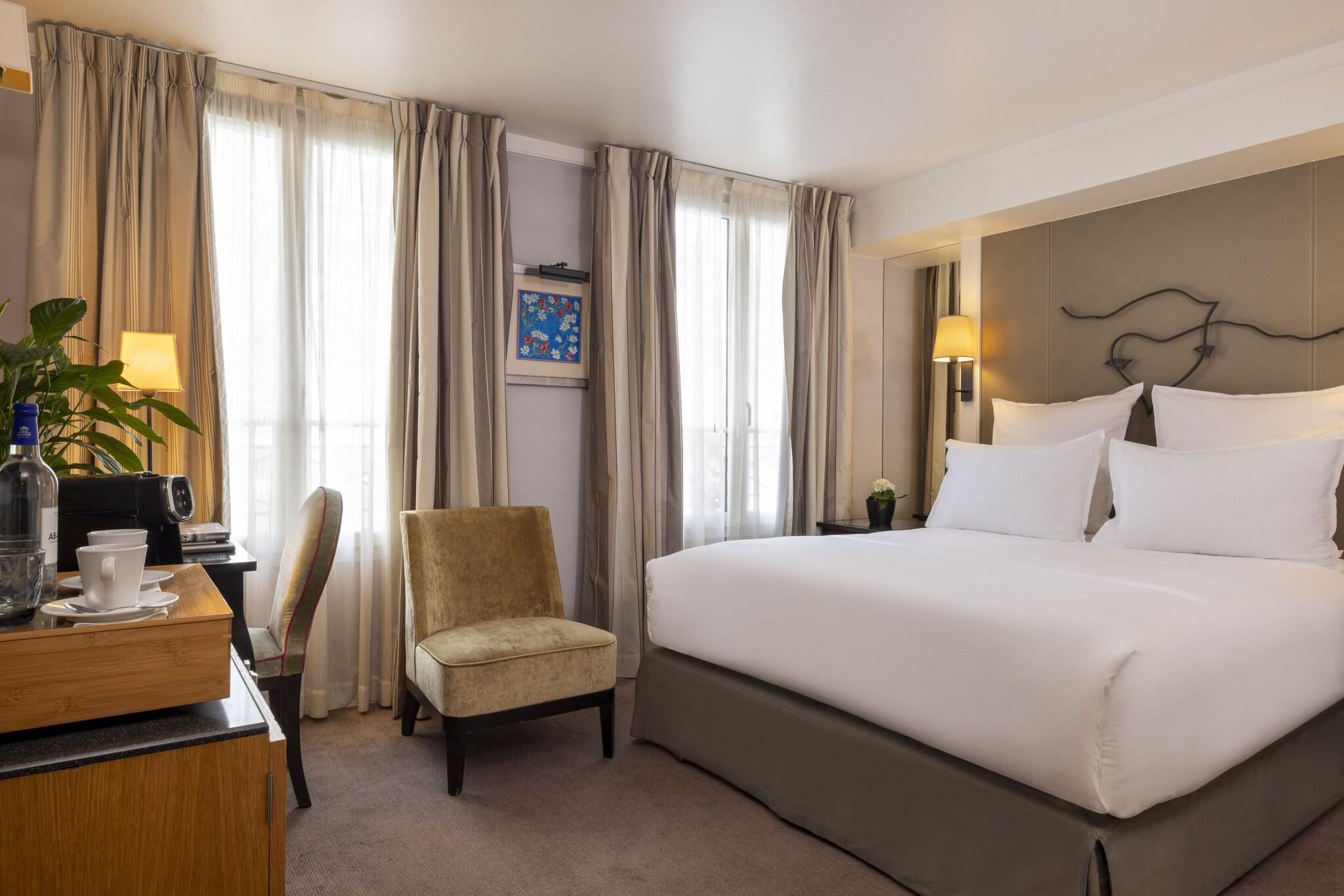 Double Deluxe Queen Bed