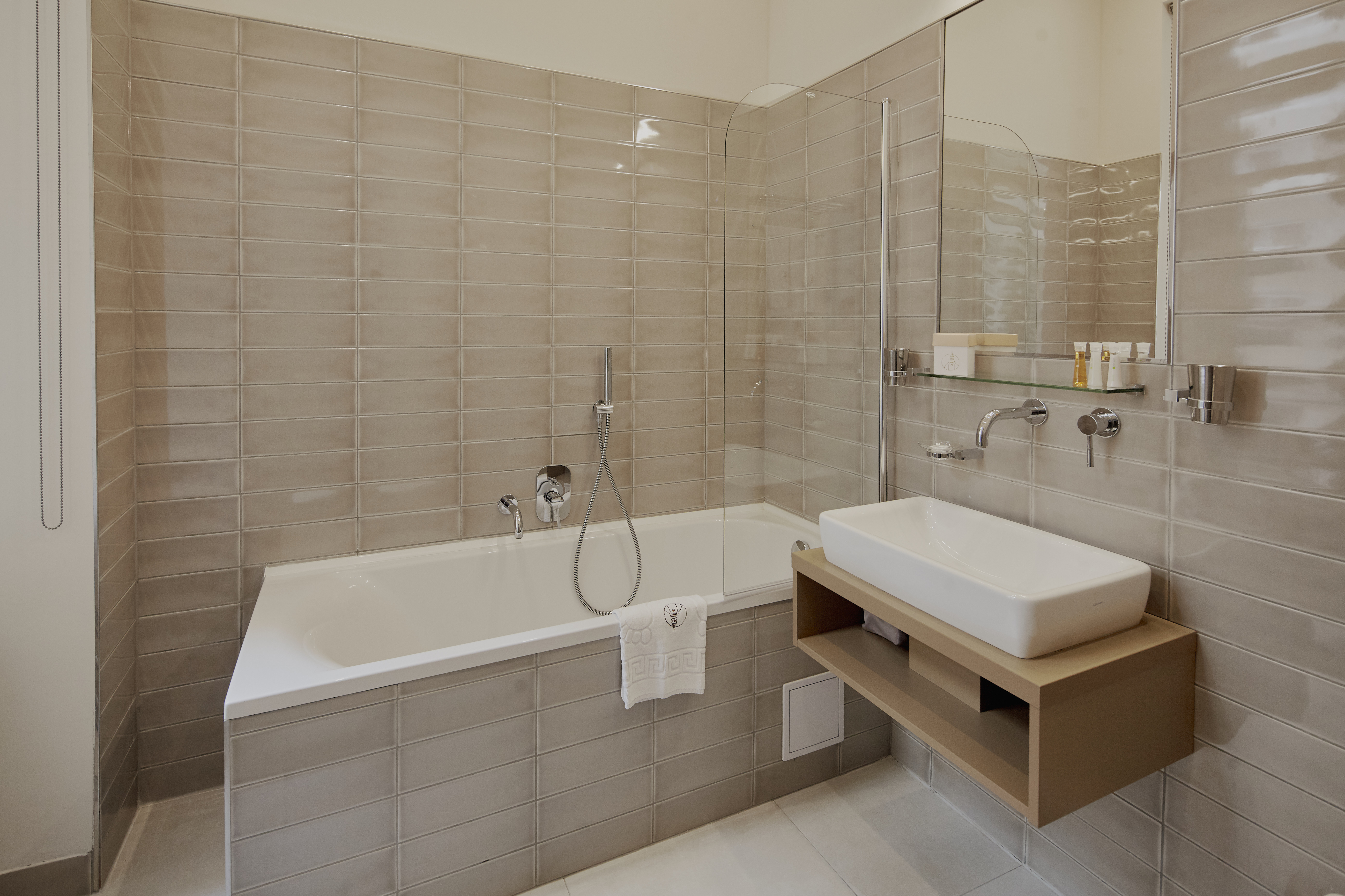 Double or Twin Standard