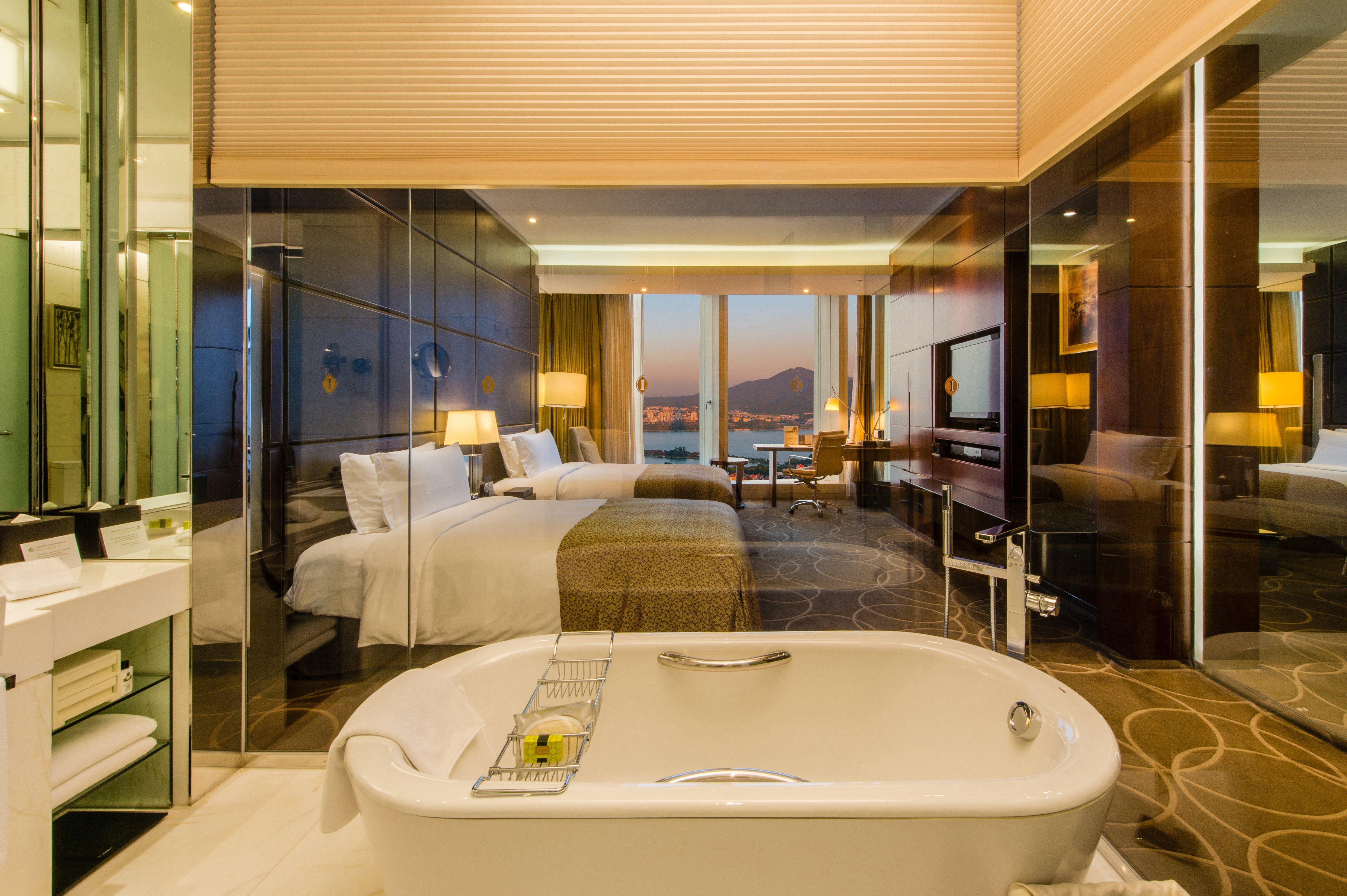 Double Classic with Views