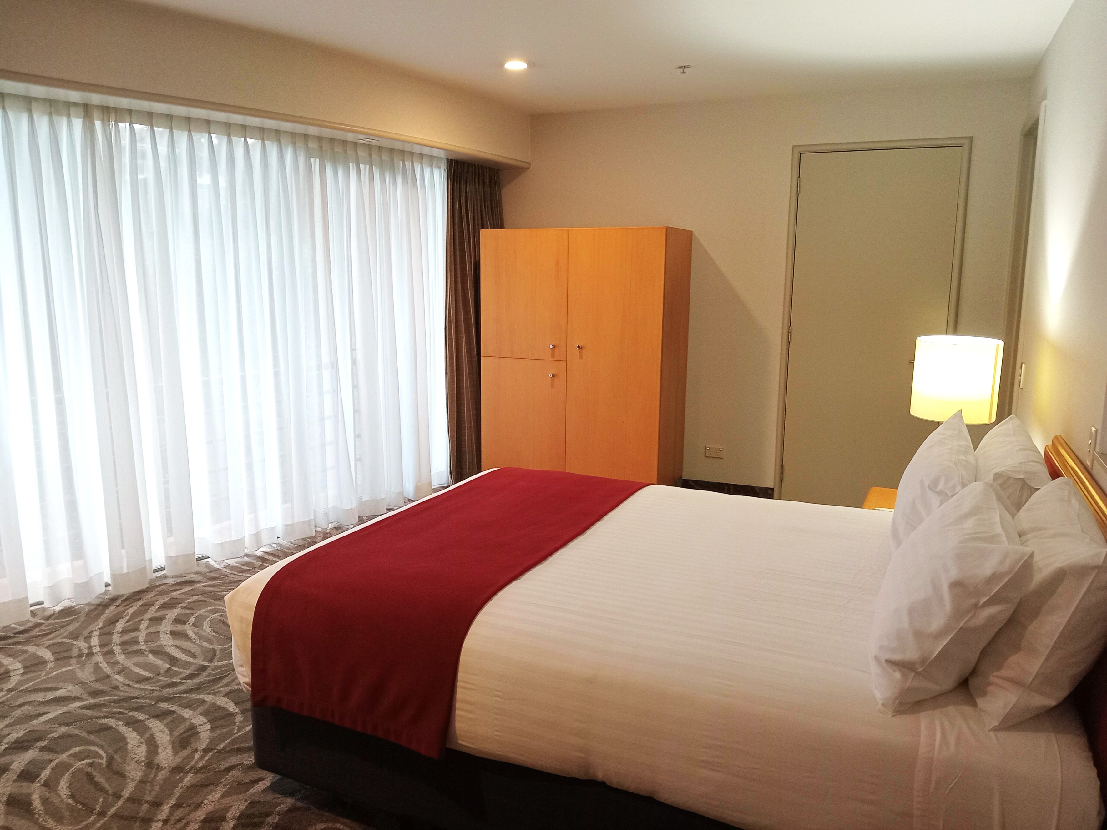 Double Queen Size Bed