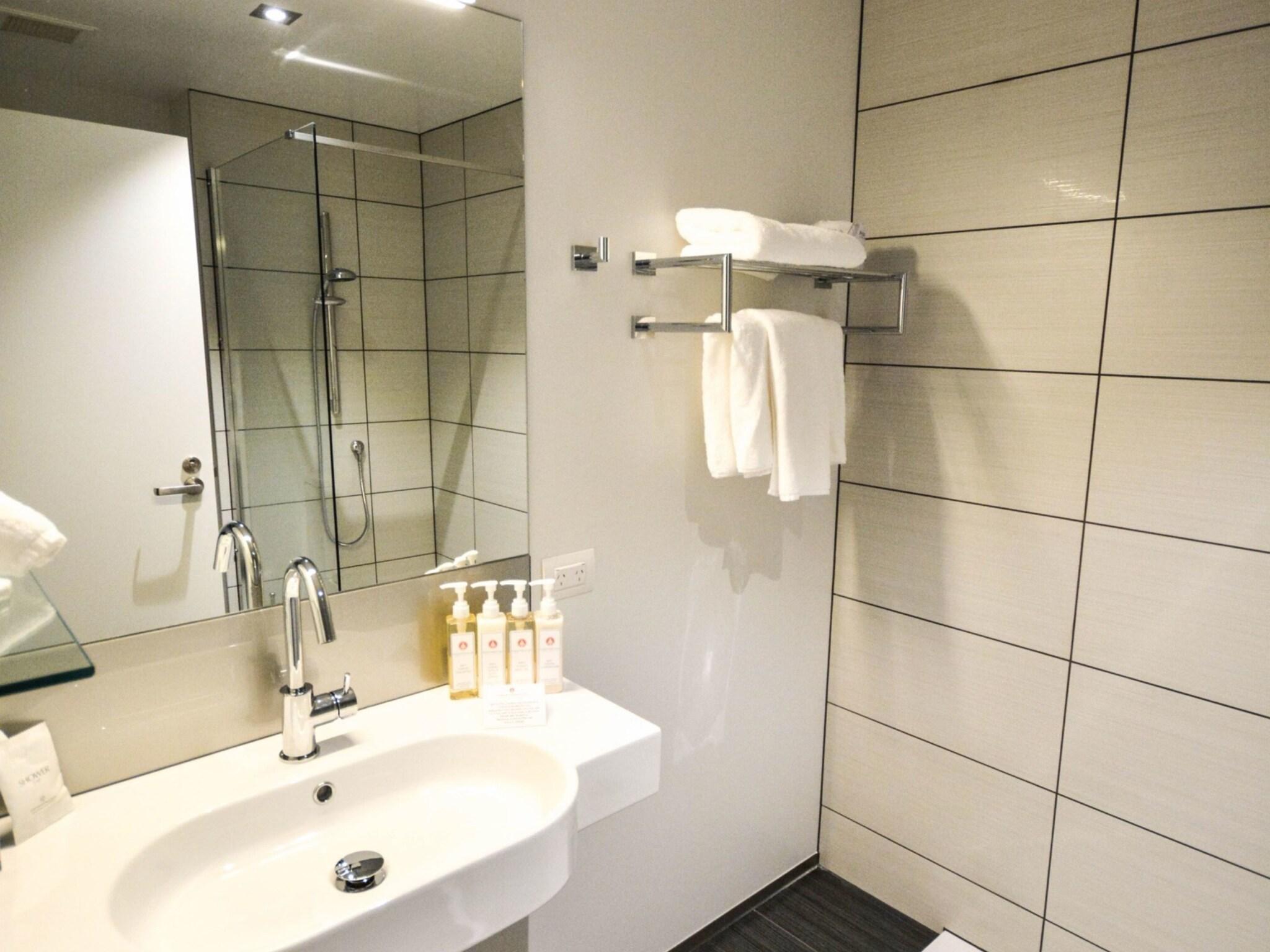 Studio King Size Bed