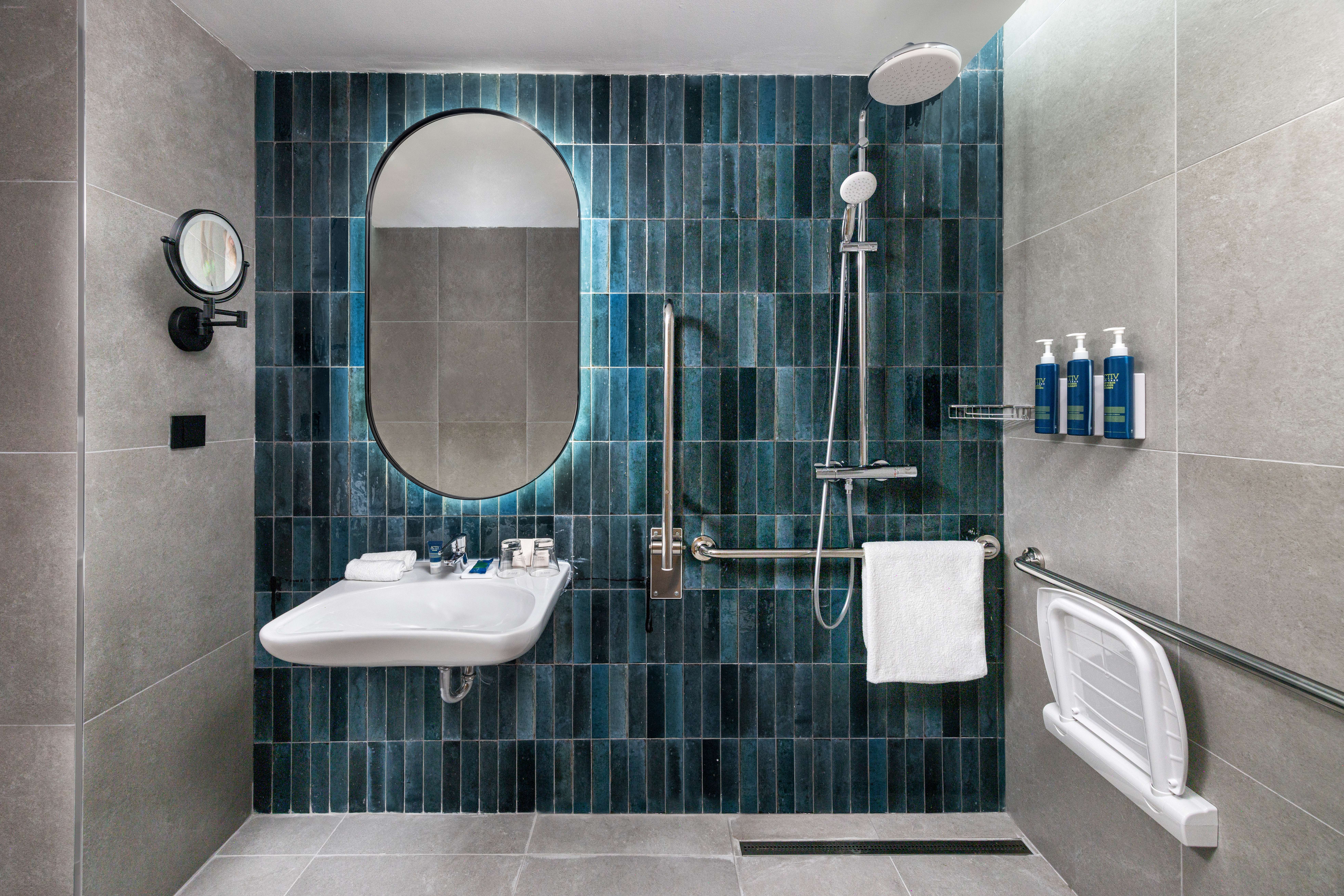 Double Single Deluxe Sea View