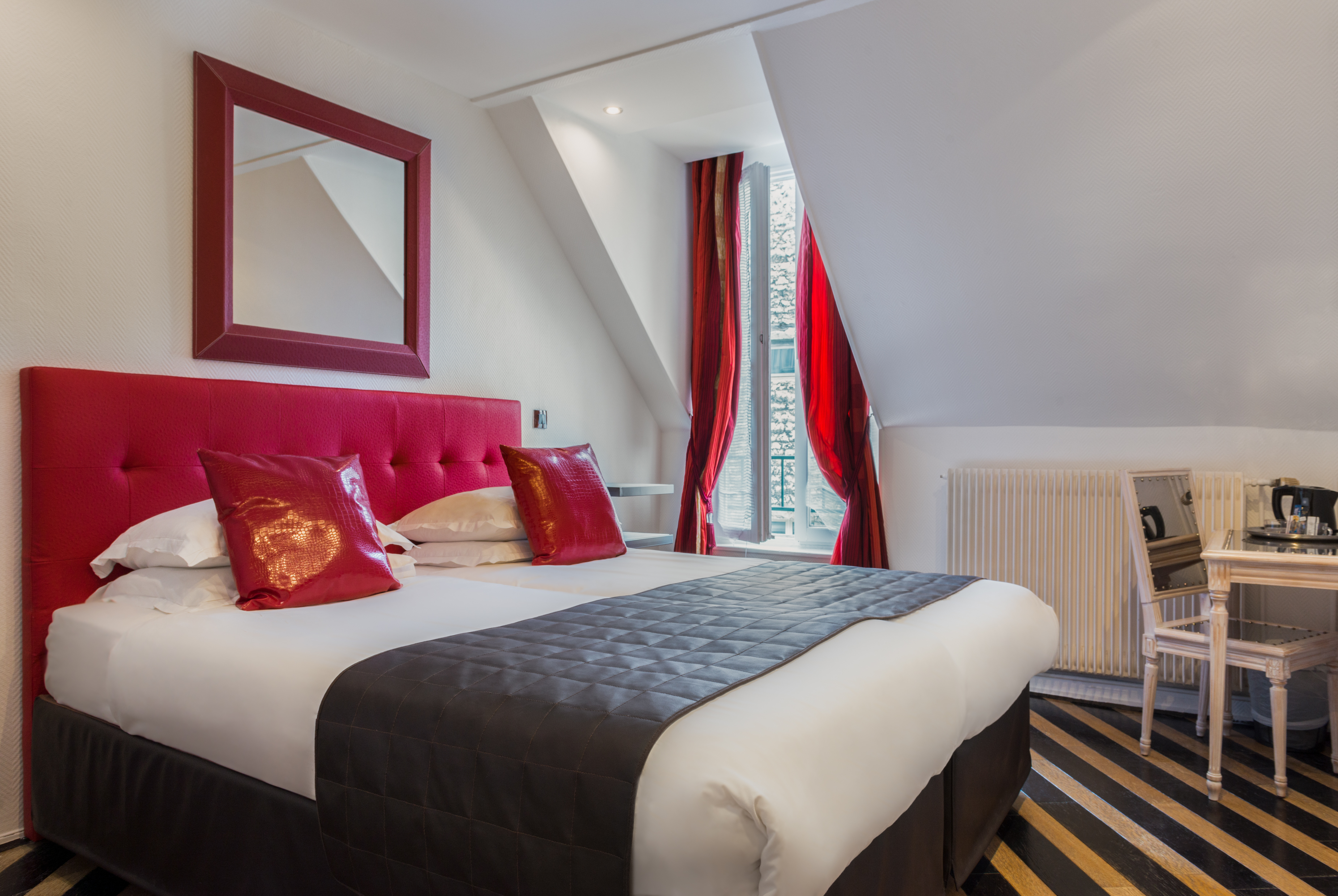 Double or Twin Standard