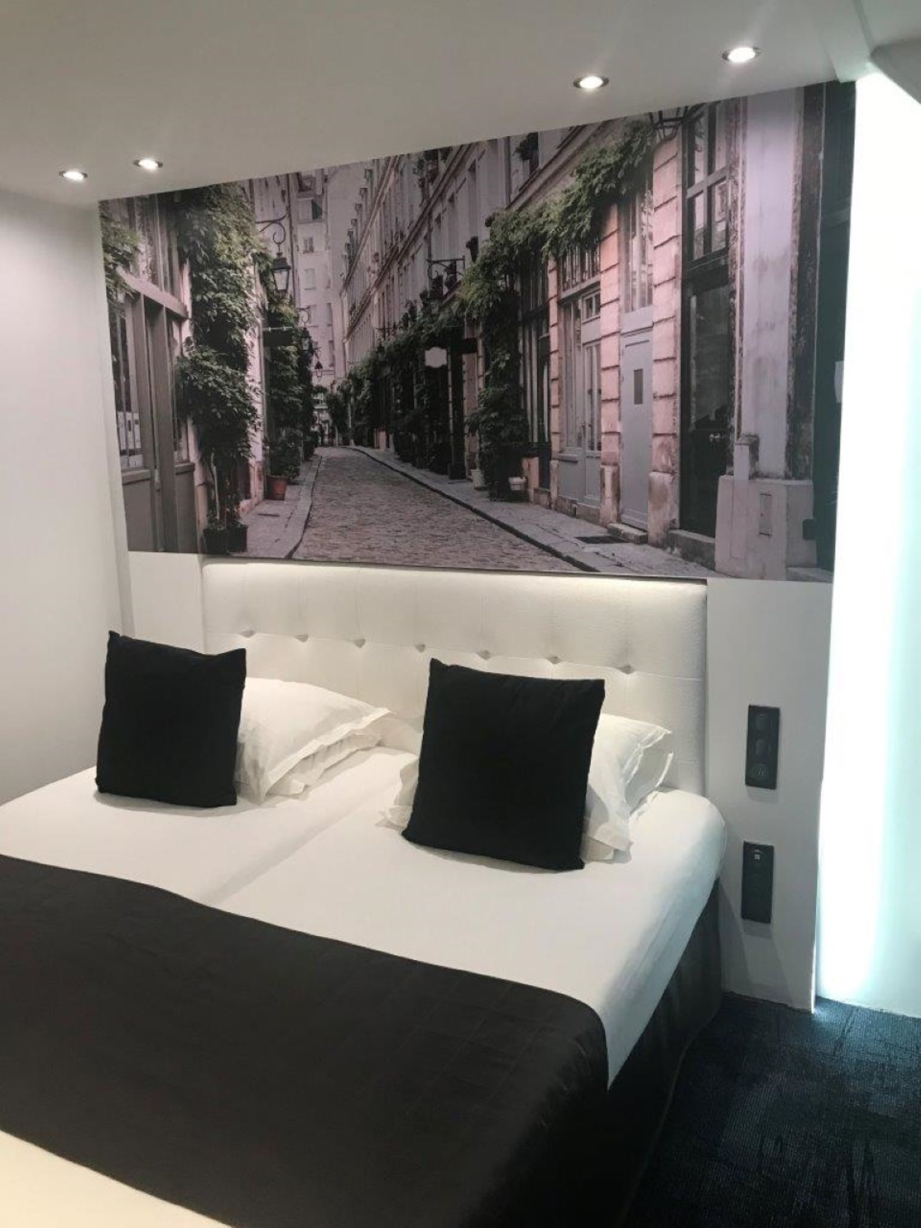 Double or Twin Superior