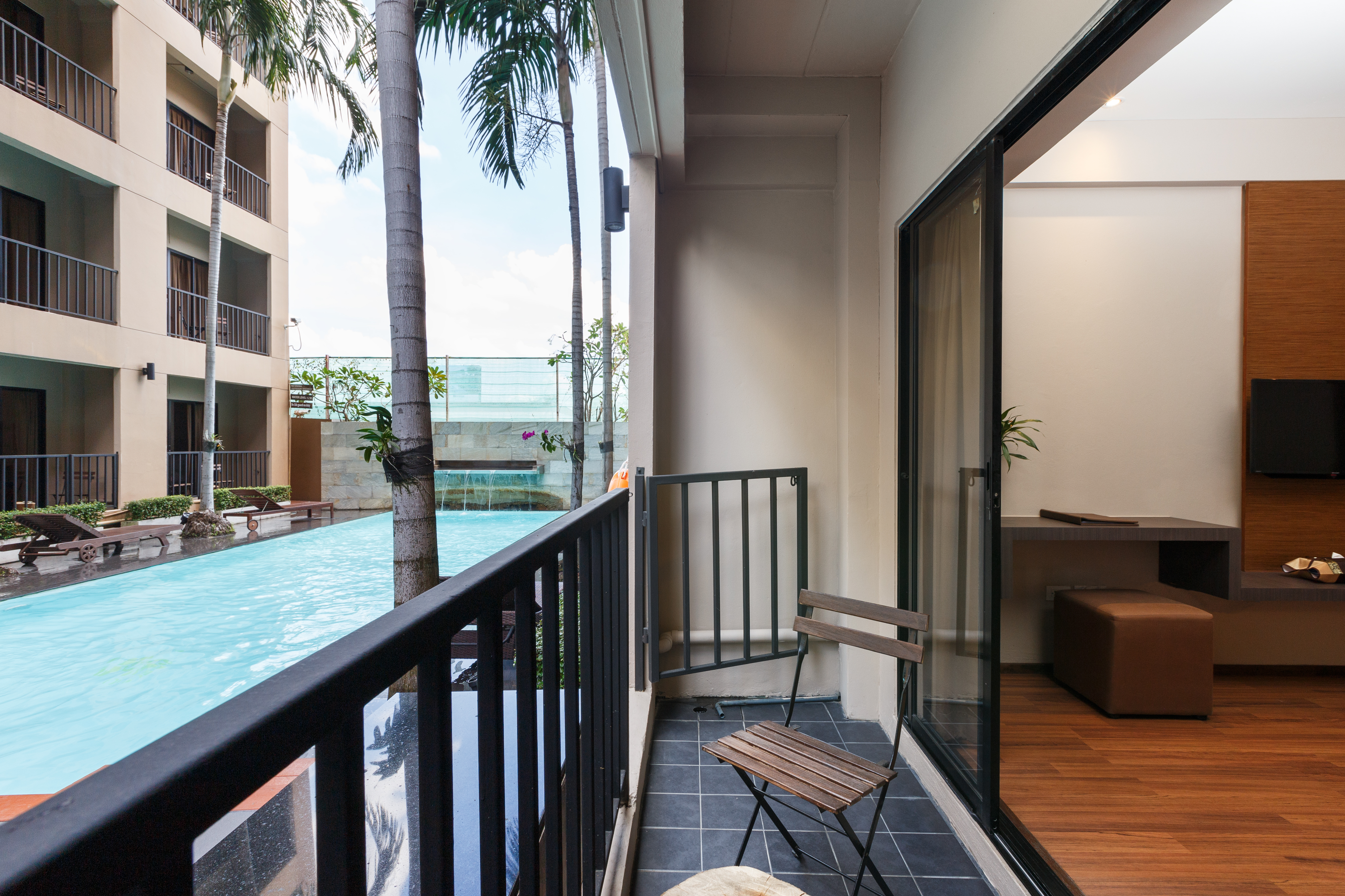 Double or Twin Deluxe