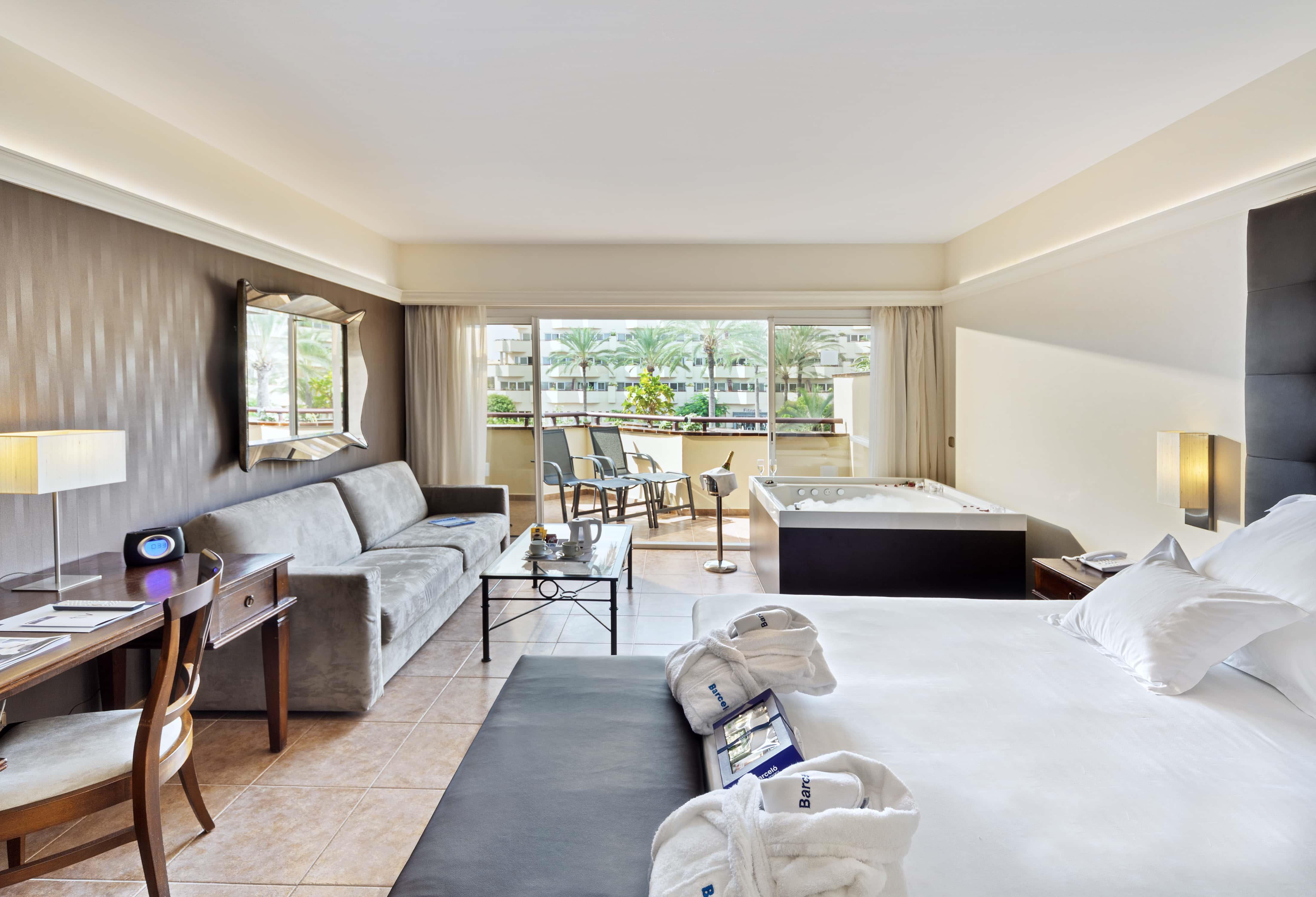 Double or Twin Deluxe