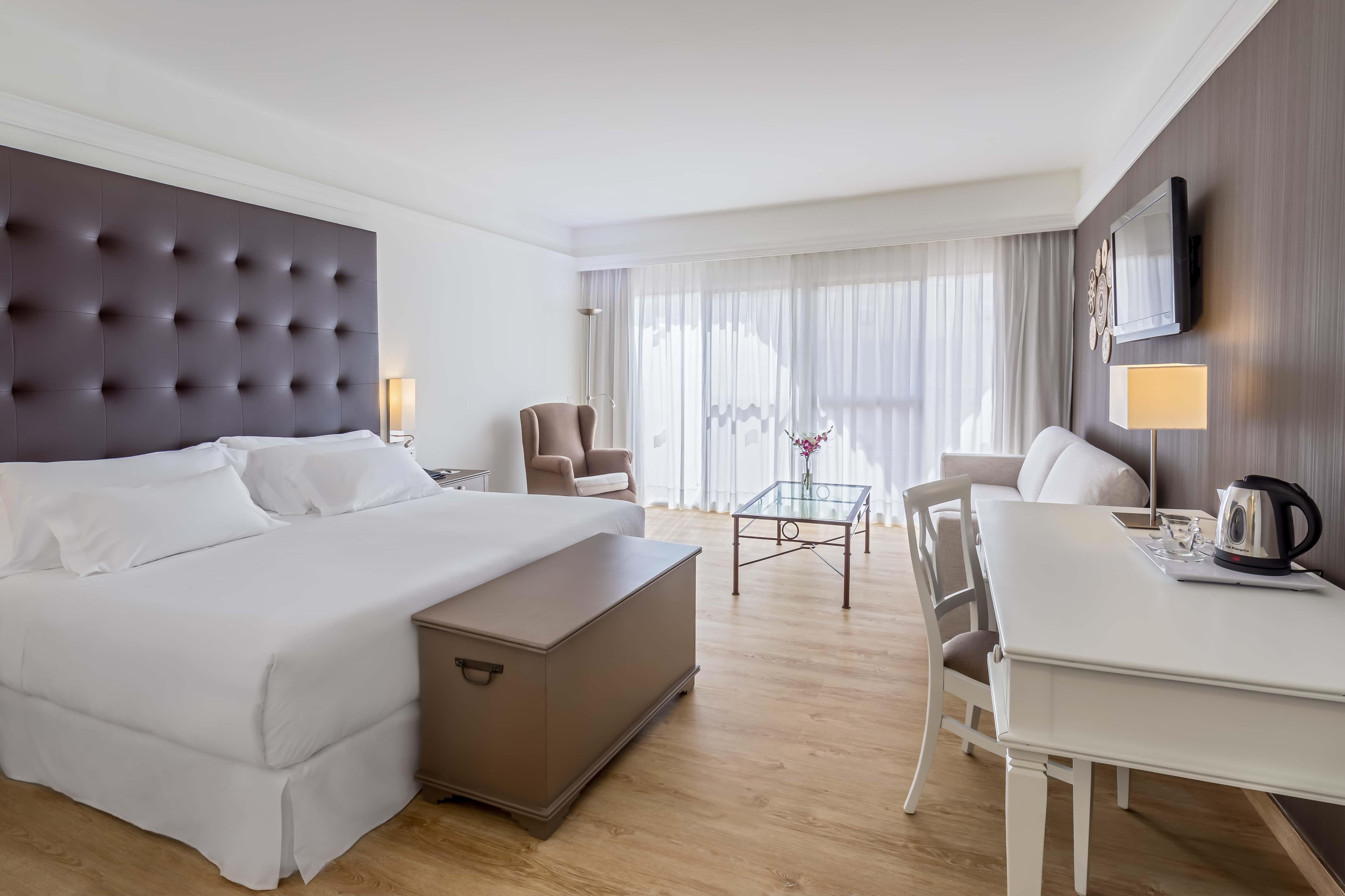 Double or Twin Deluxe