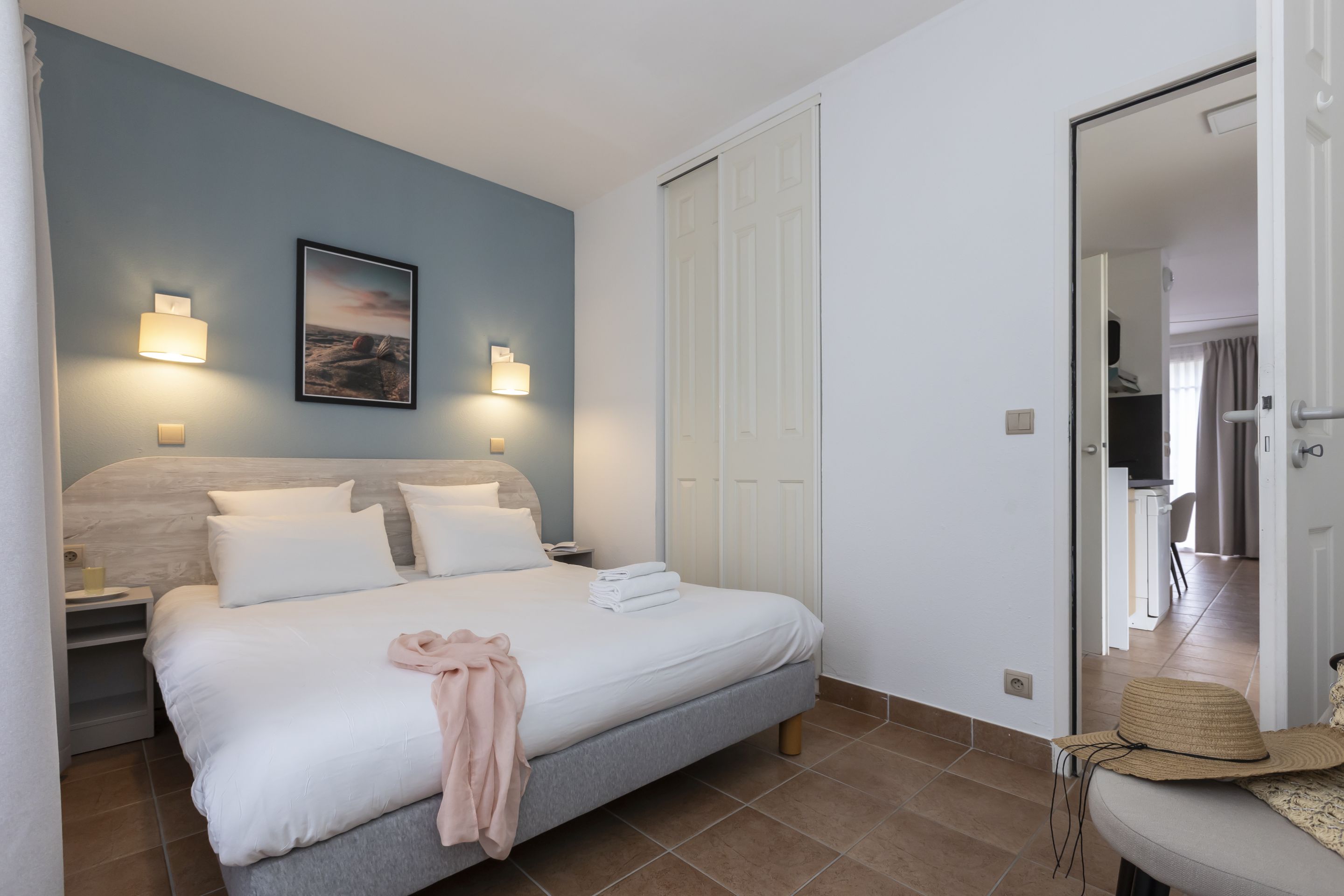 Apartment Capacity 6 Two Bedrooms