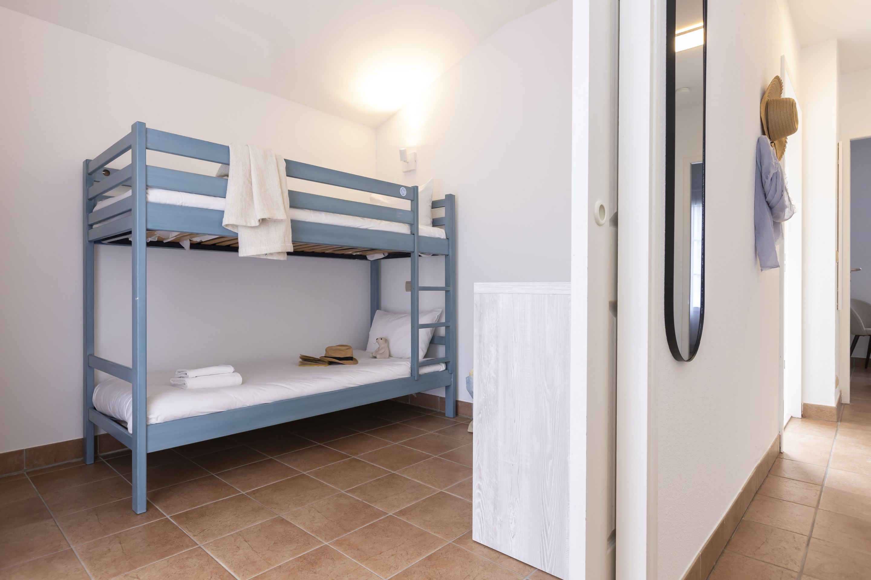 Apartment Capacity 6 Two Bedrooms