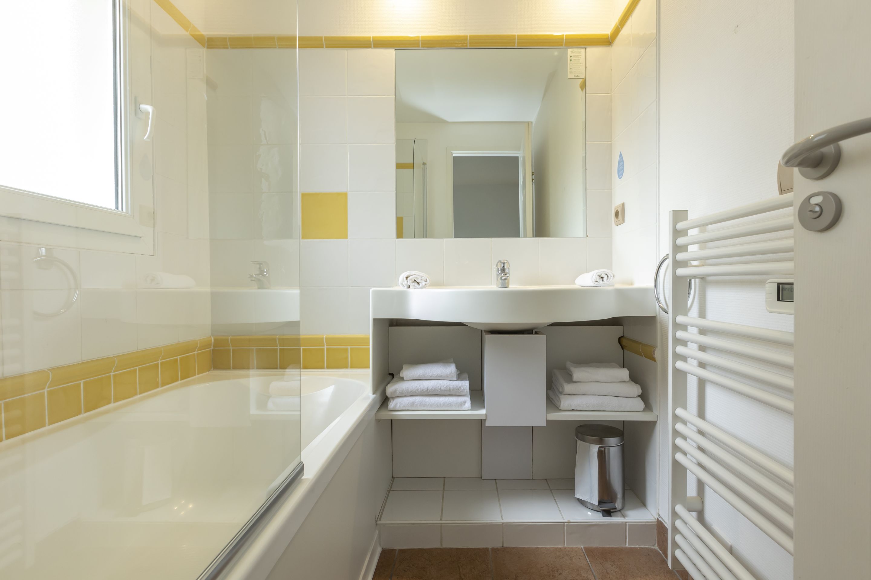 House Capacity 8 Two Bedrooms