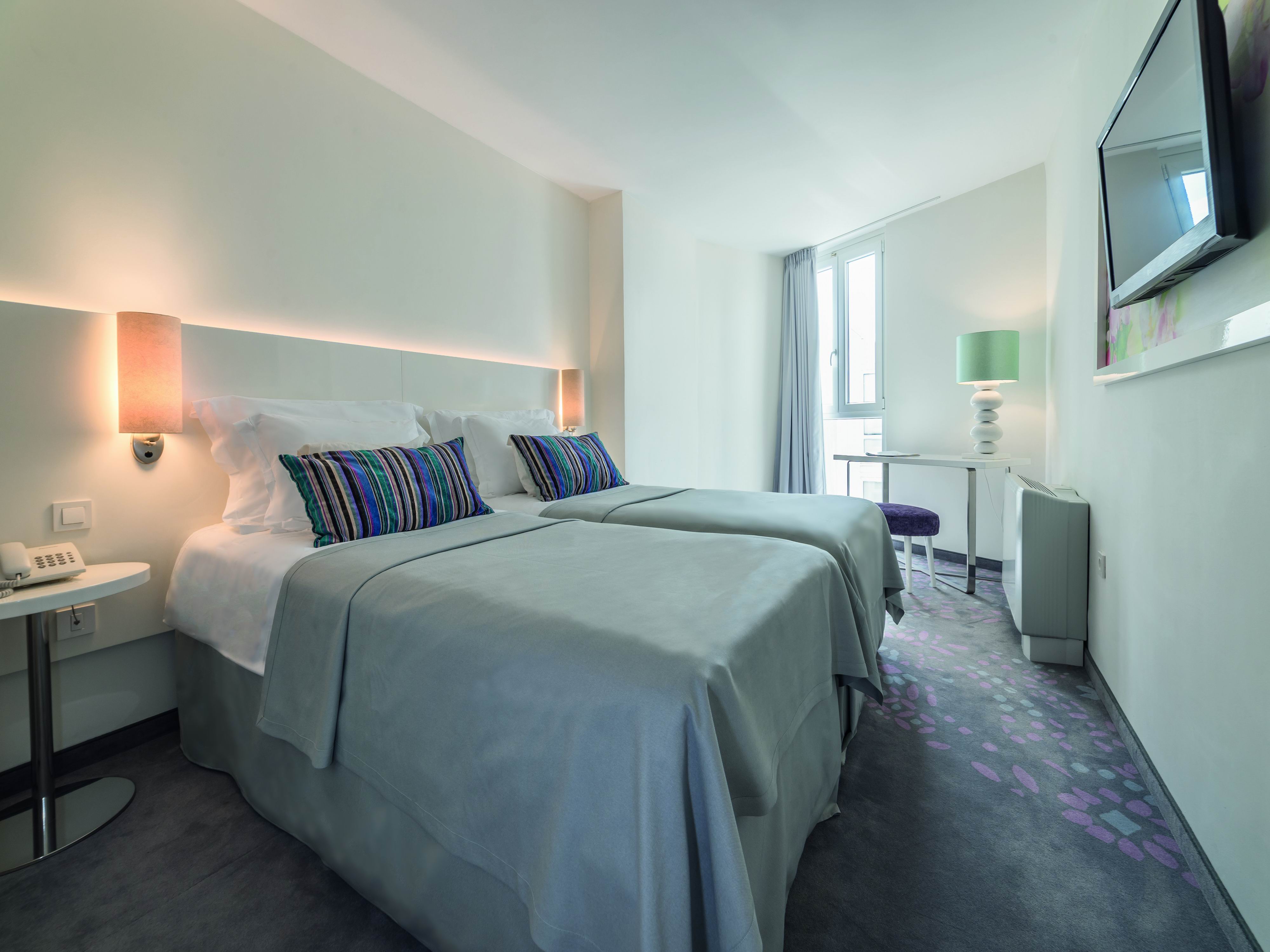 Double or Twin Standard