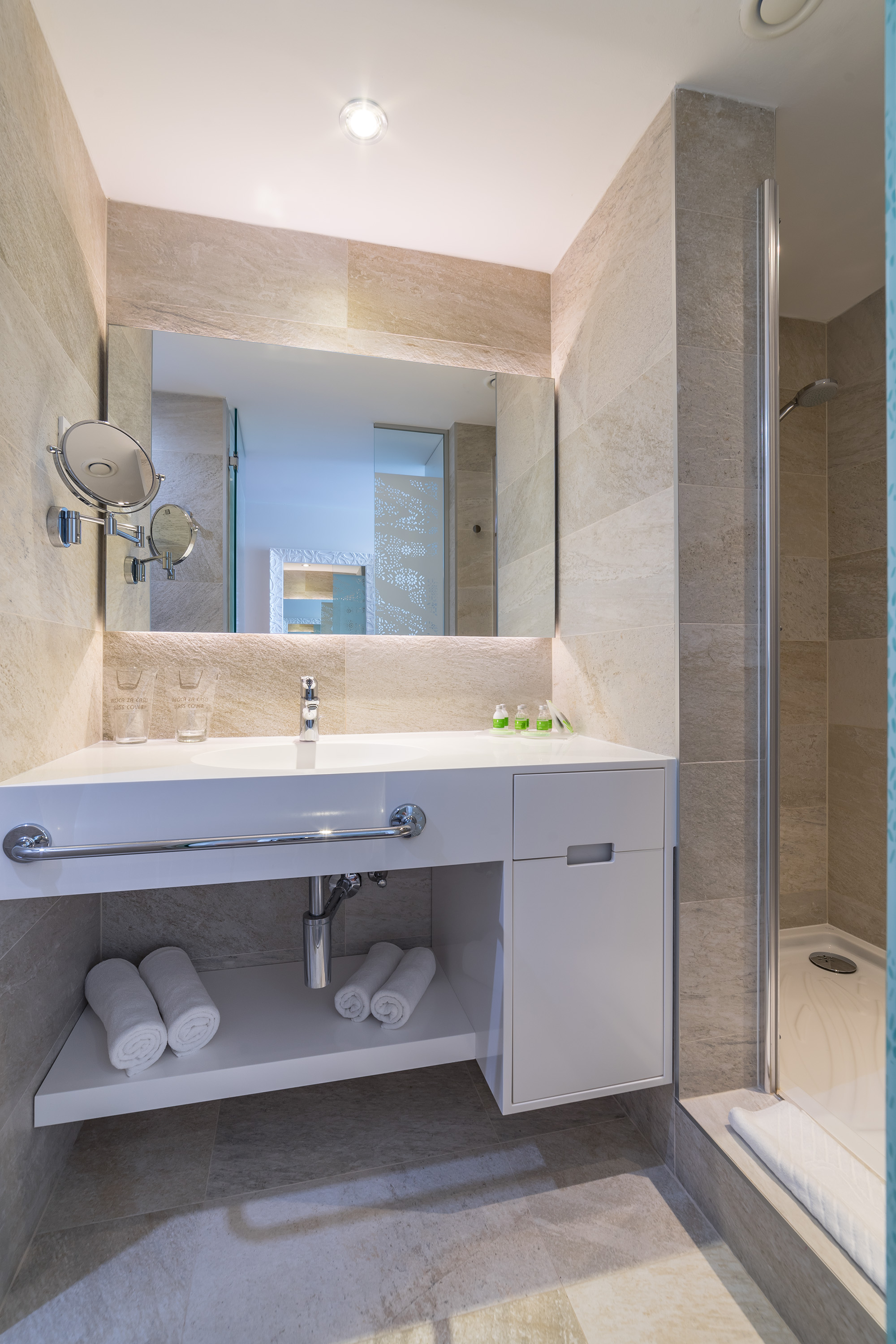 Double or Twin Sea View Capacity 2