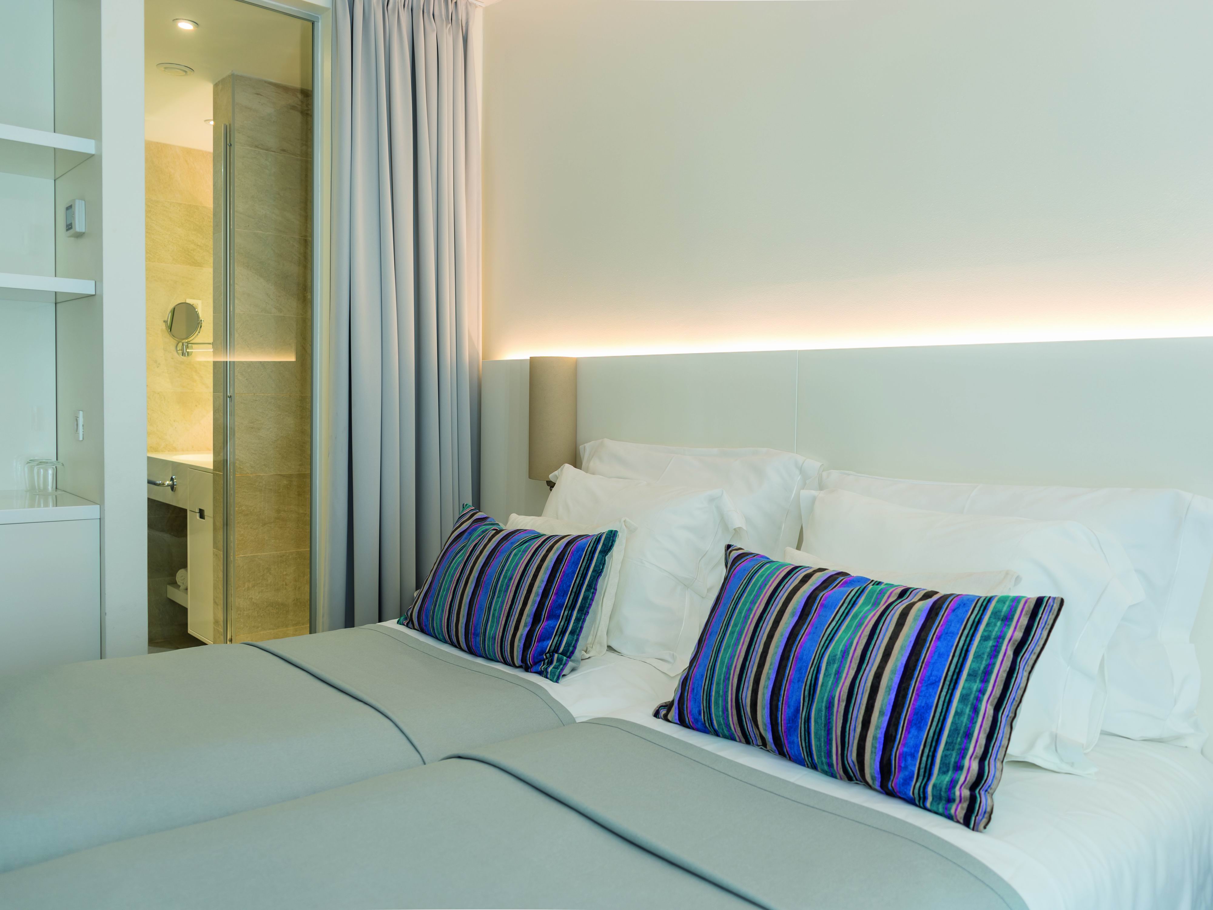 Double or Twin Standard