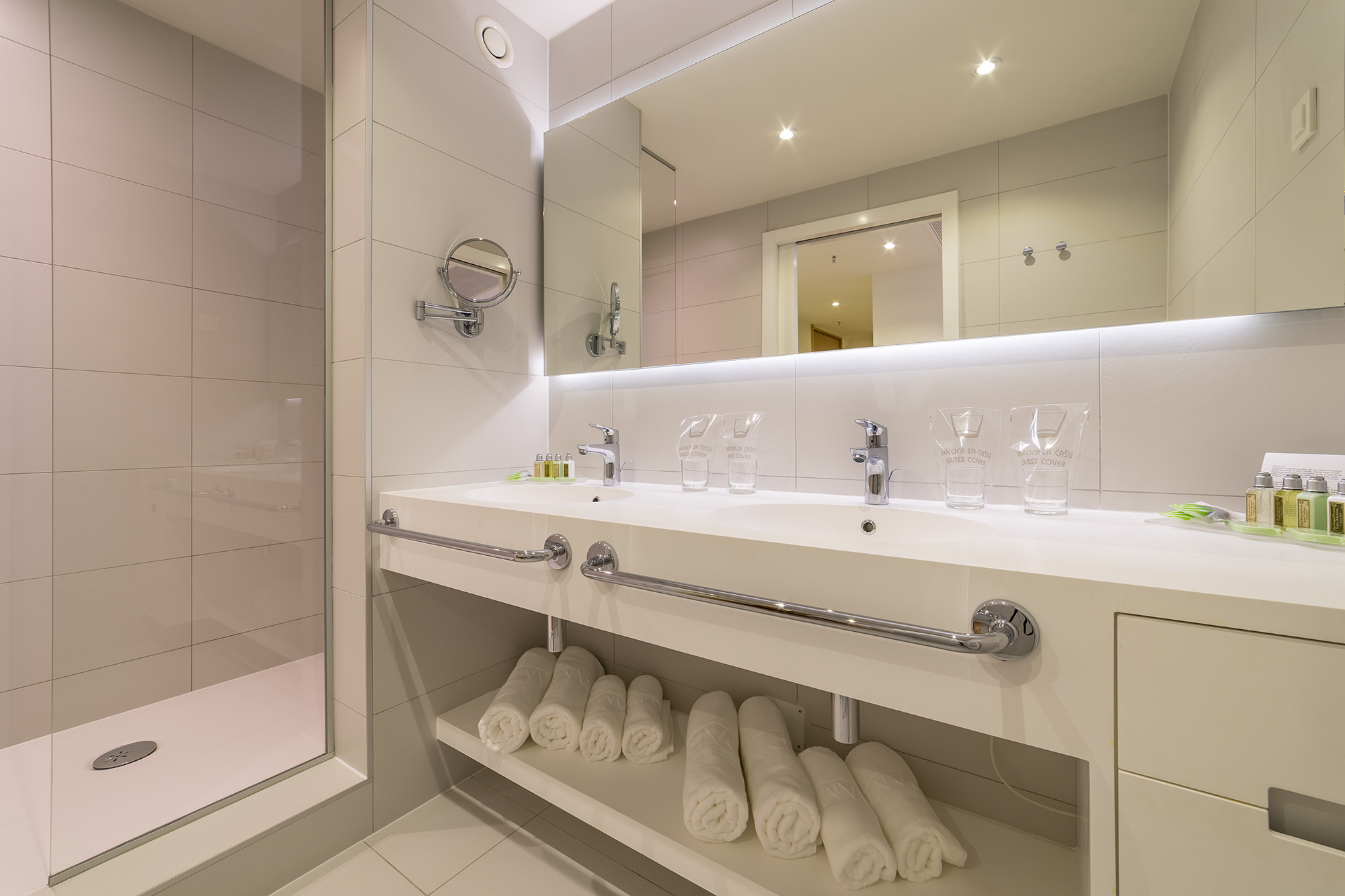 Family Room Garden View