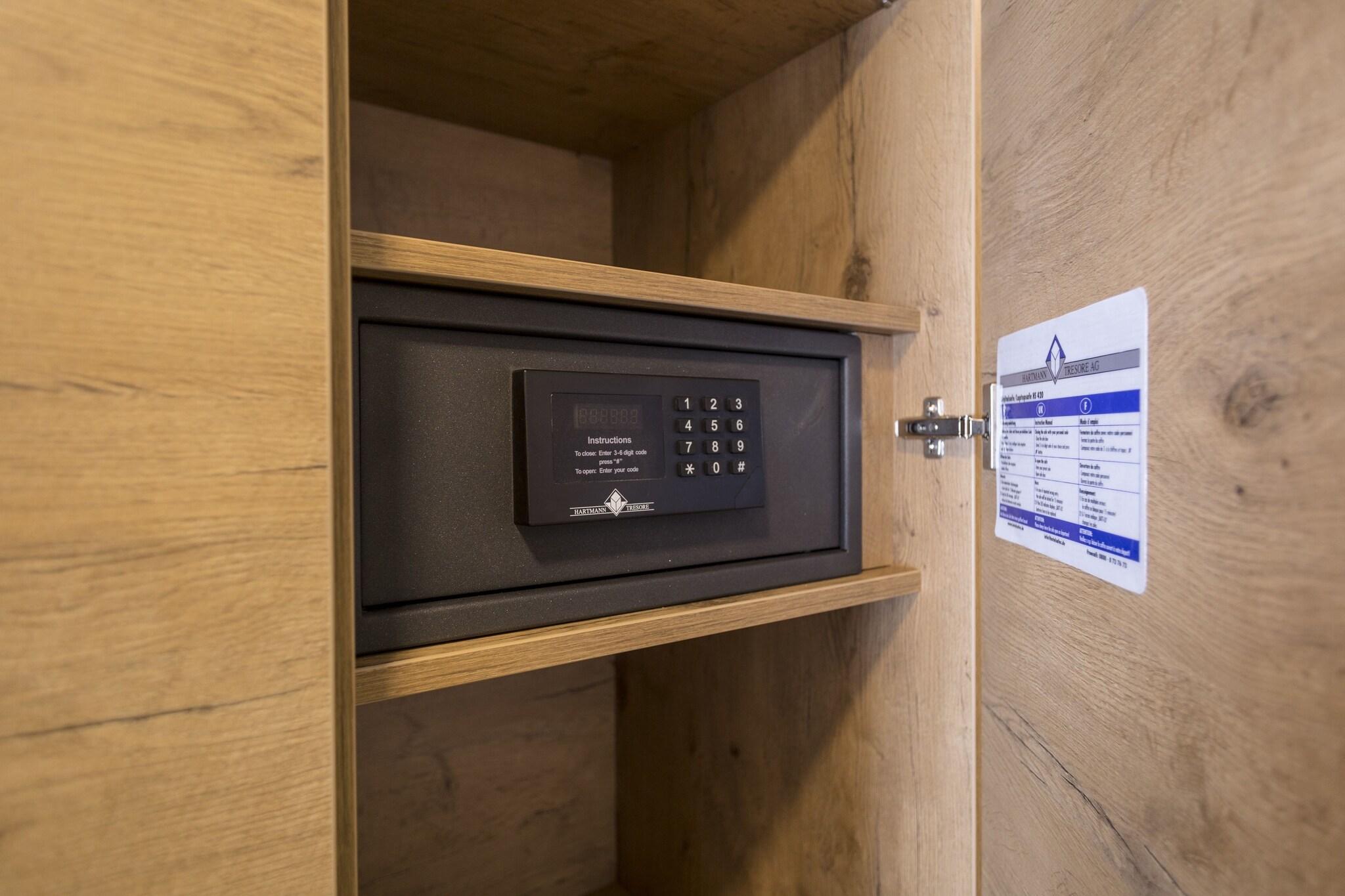 Quadruple Capacity 4