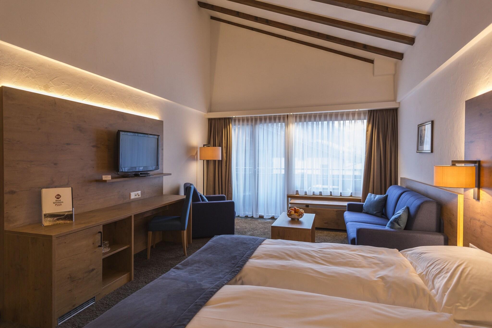 Quadruple Capacity 4