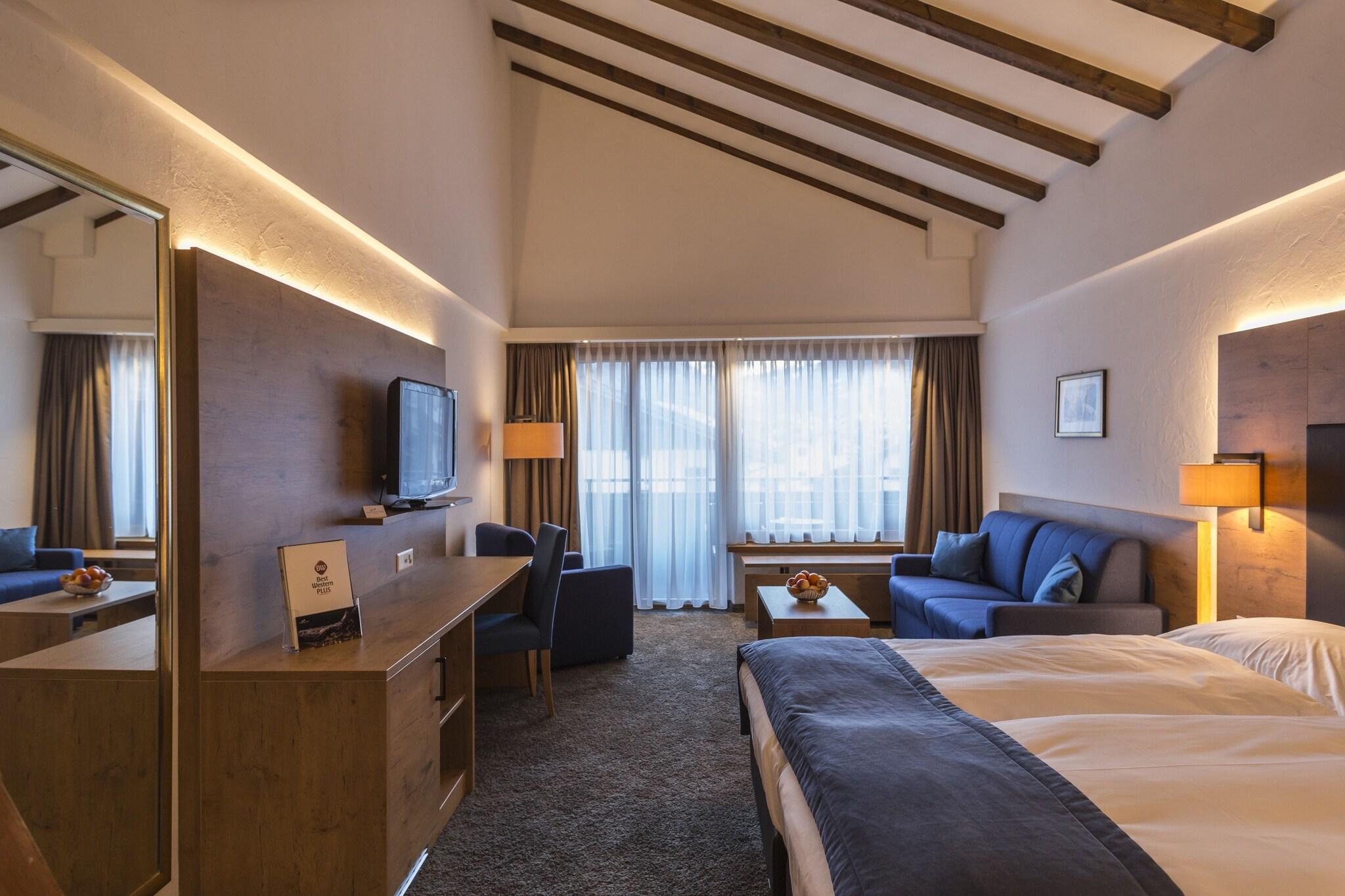 Quadruple Capacity 4