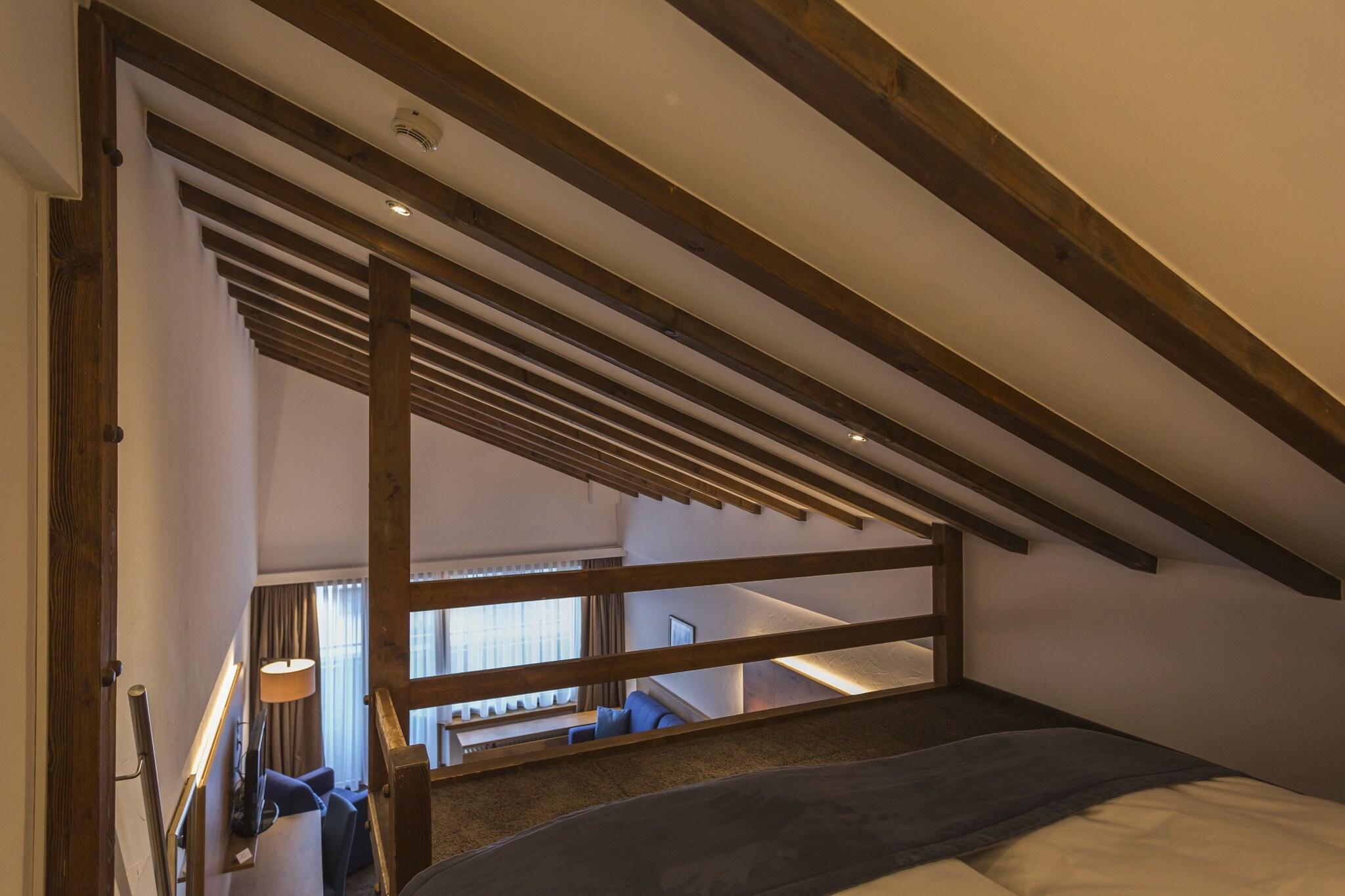 Quadruple Capacity 4