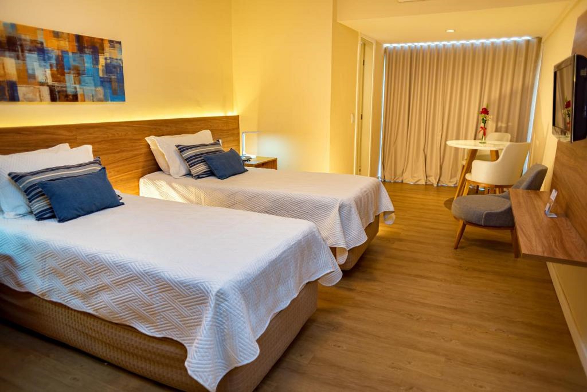 Twin Luxury Sea View