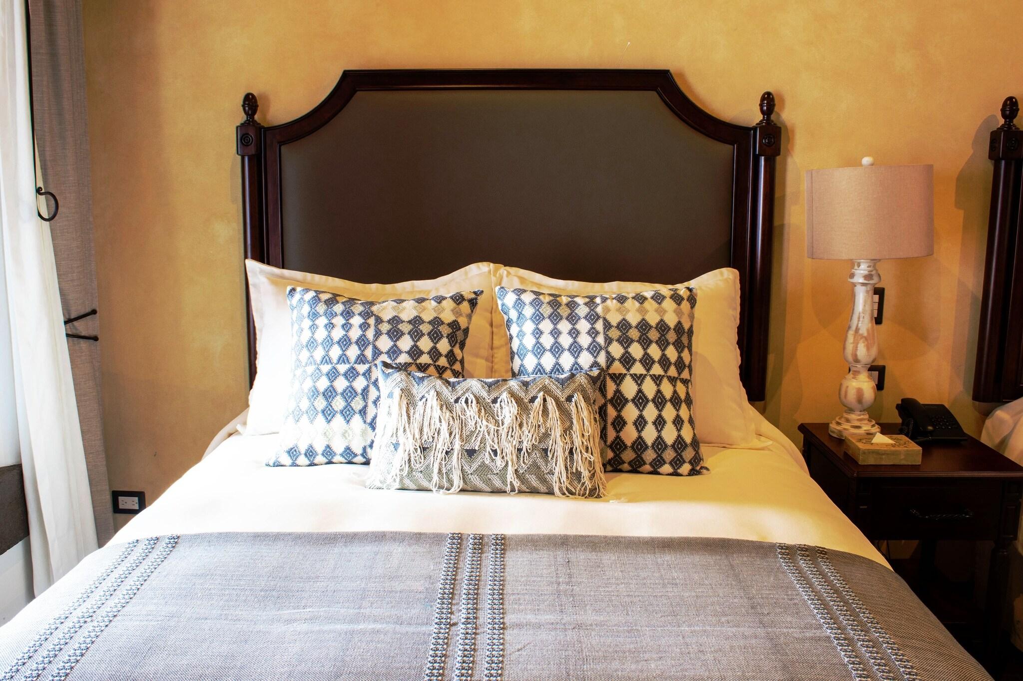 Suite Premium Queen Bed