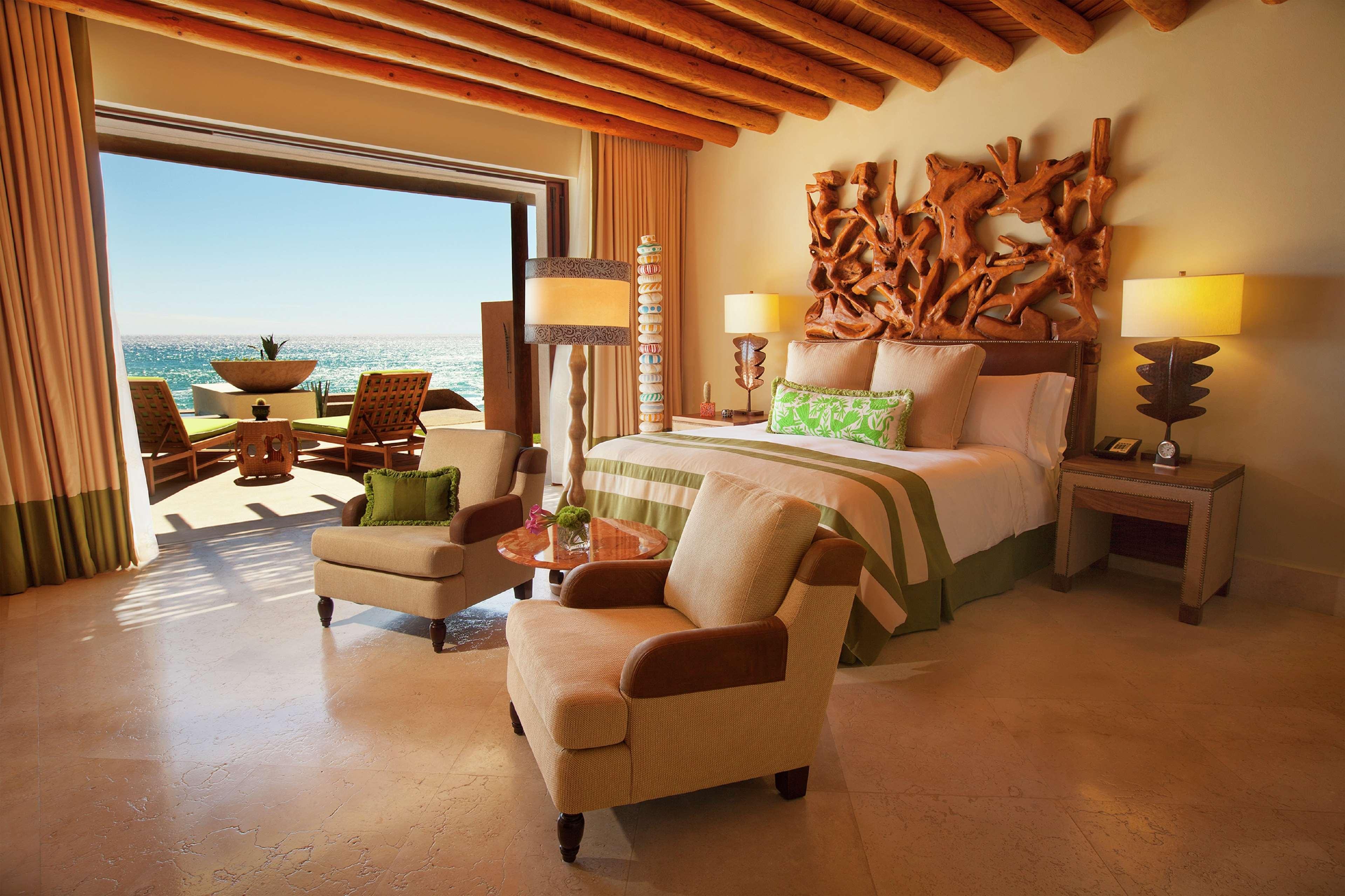 Suite Beach Front Two Bedrooms