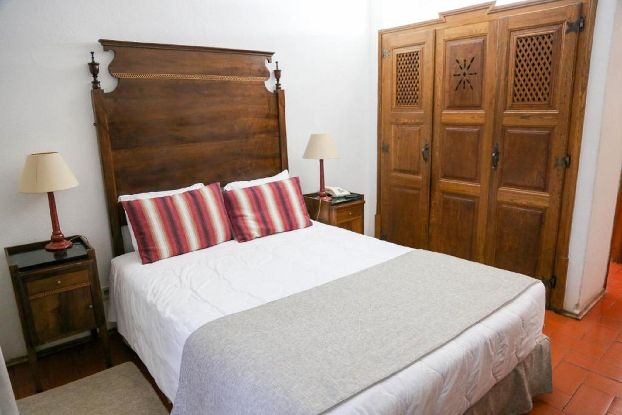 Double or Twin Mountain View