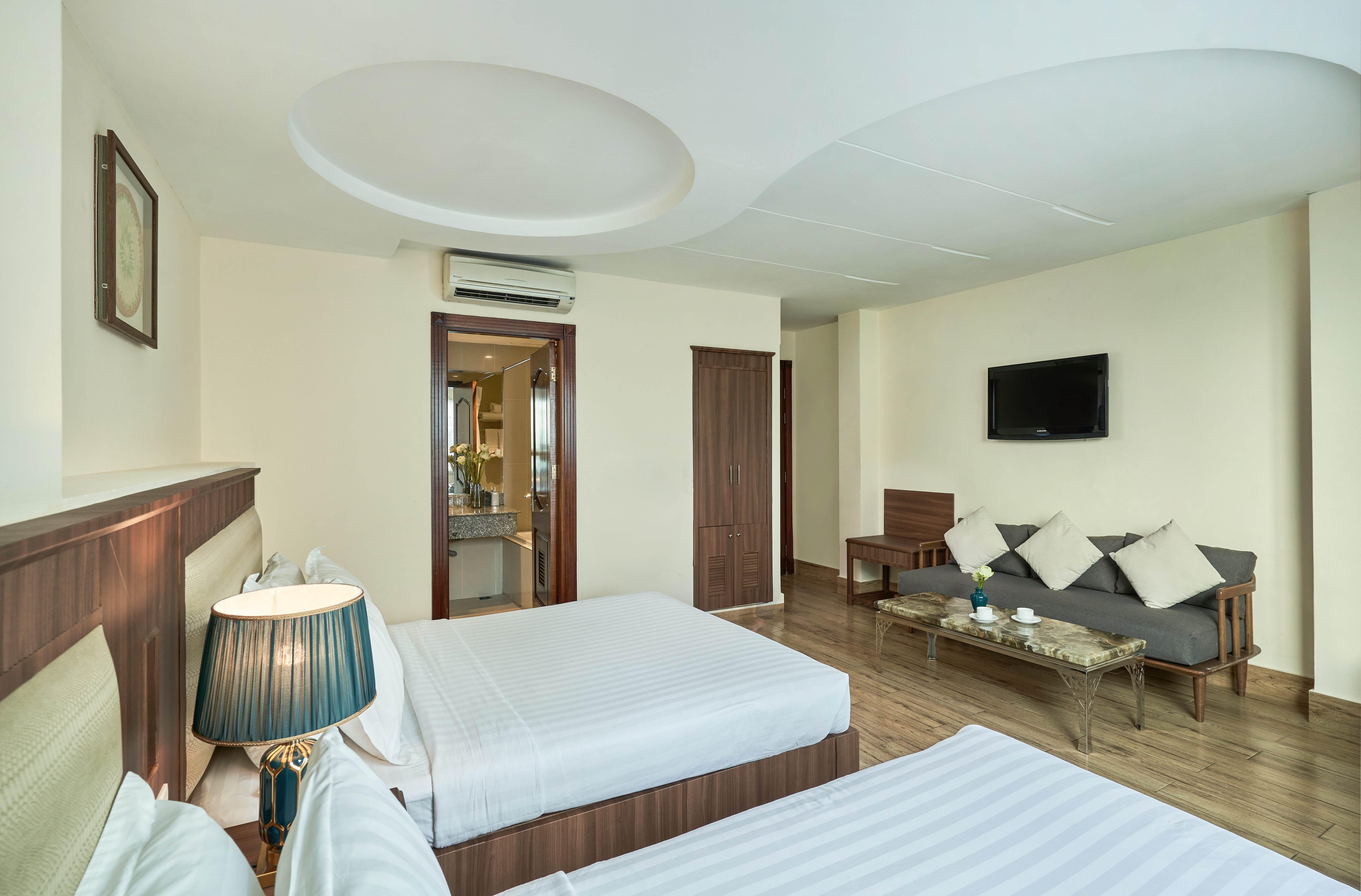 Double Luxury City View