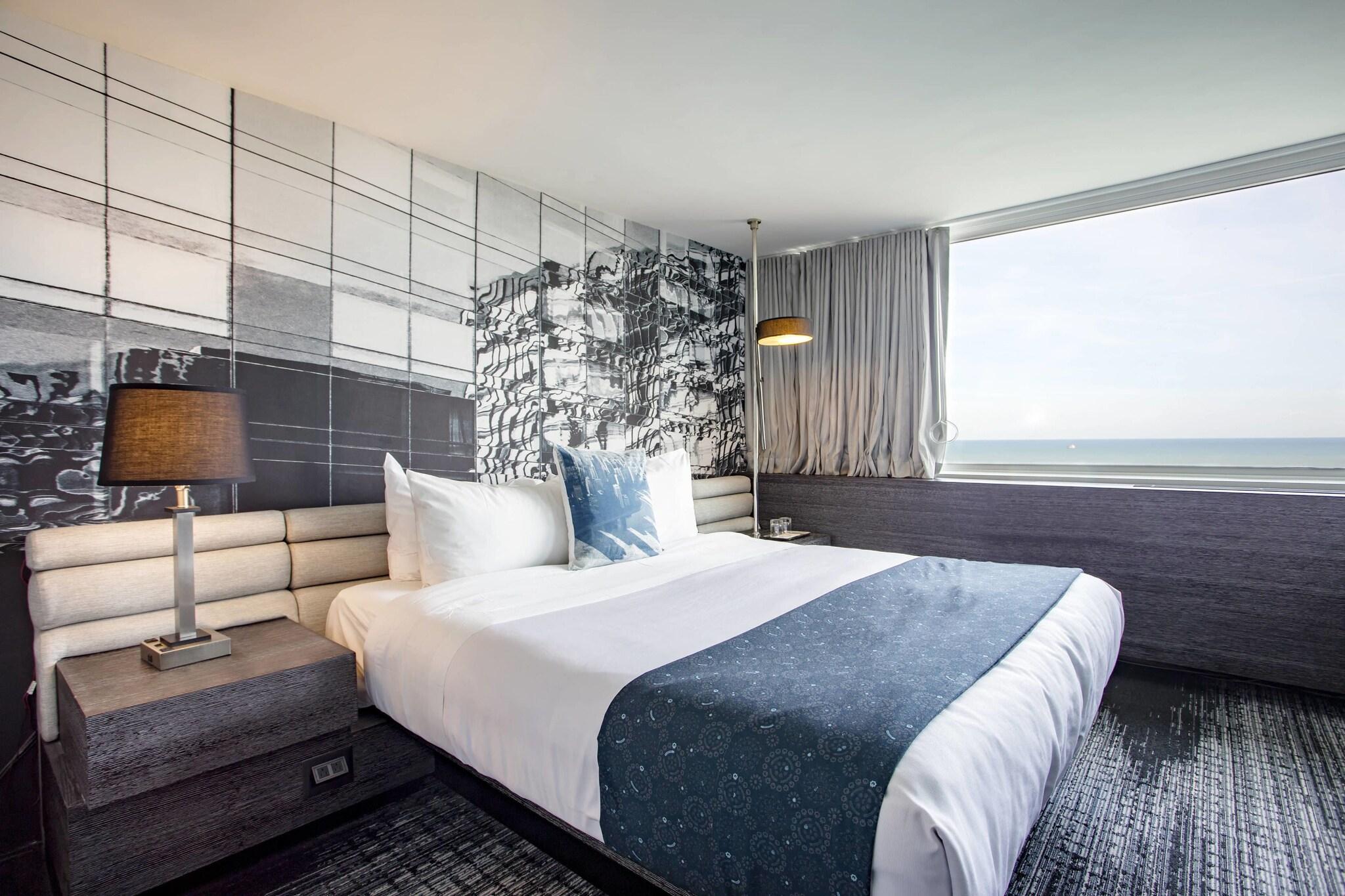 Double City View King Bed