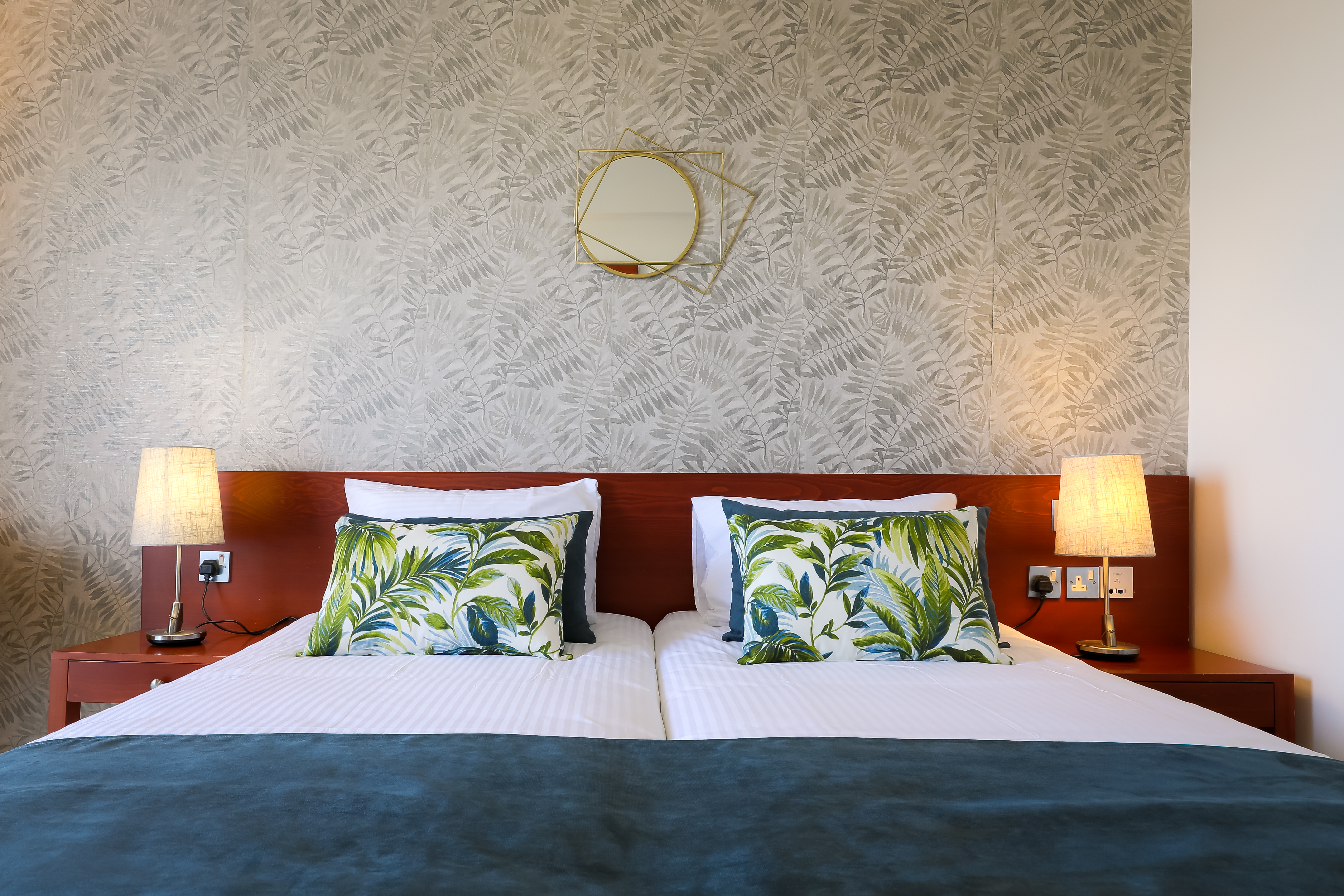 Double or Twin Side Sea View