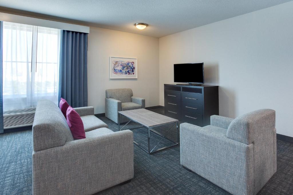 Suite King Bed One Bedroom 