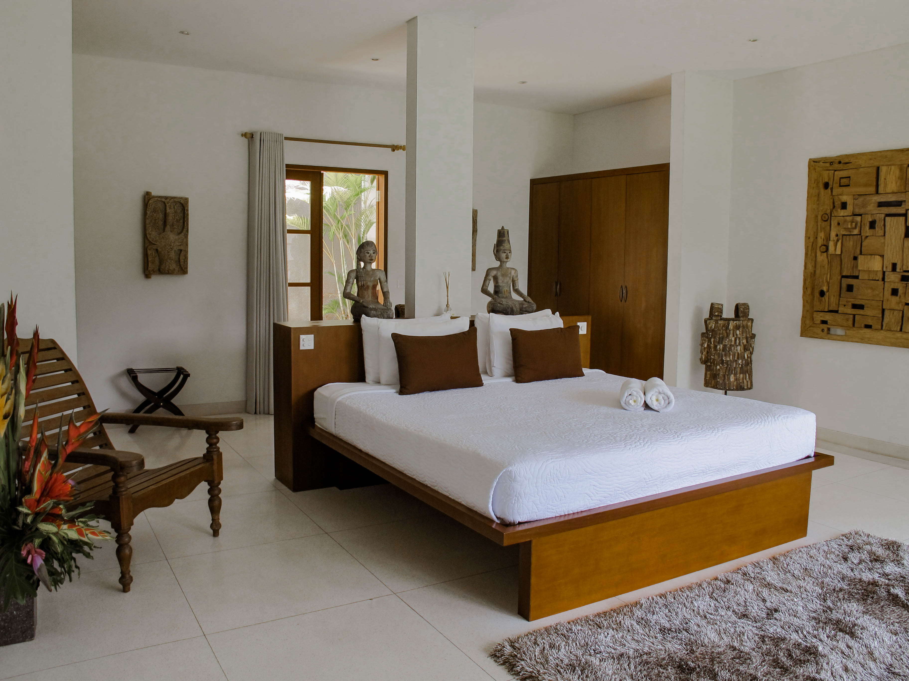 Villa Five Bedrooms