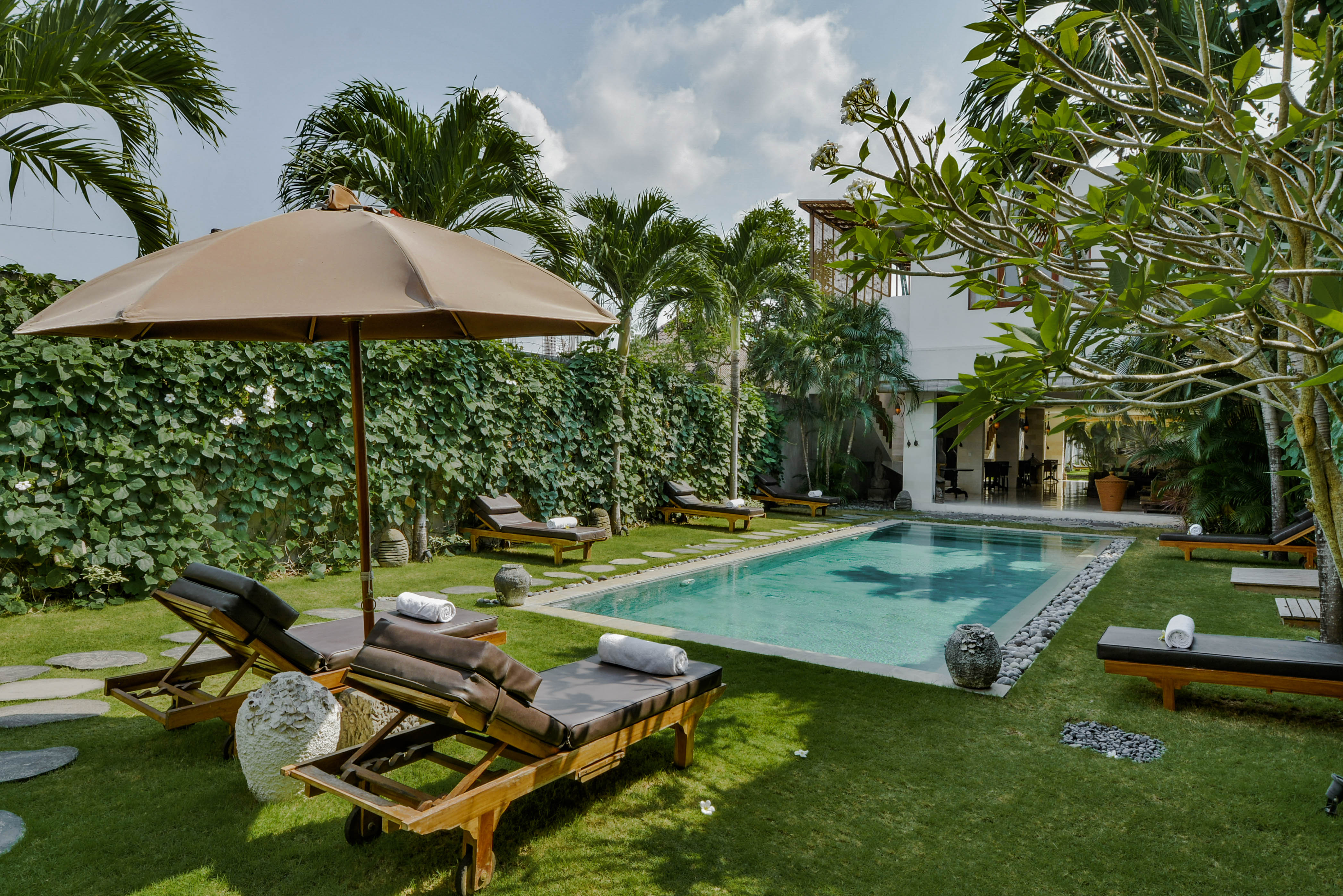 Villa Five Bedrooms