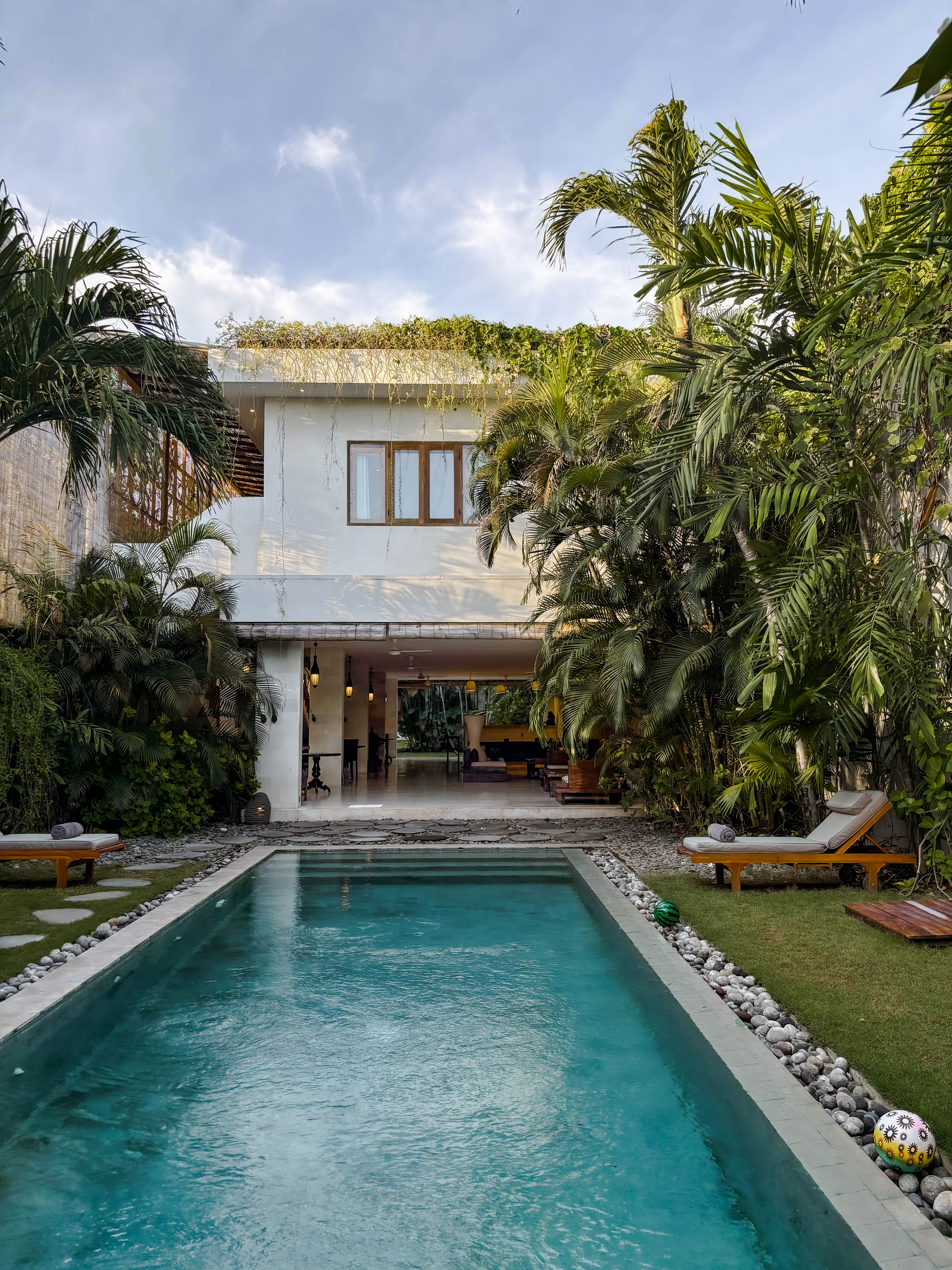 Villa Five Bedrooms