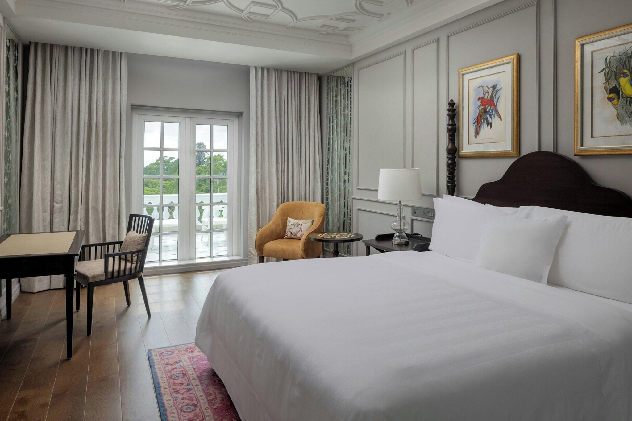 Double Queen Size Bed