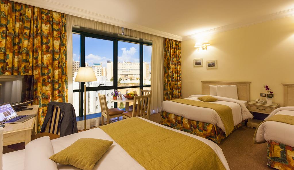 Family Room Standard